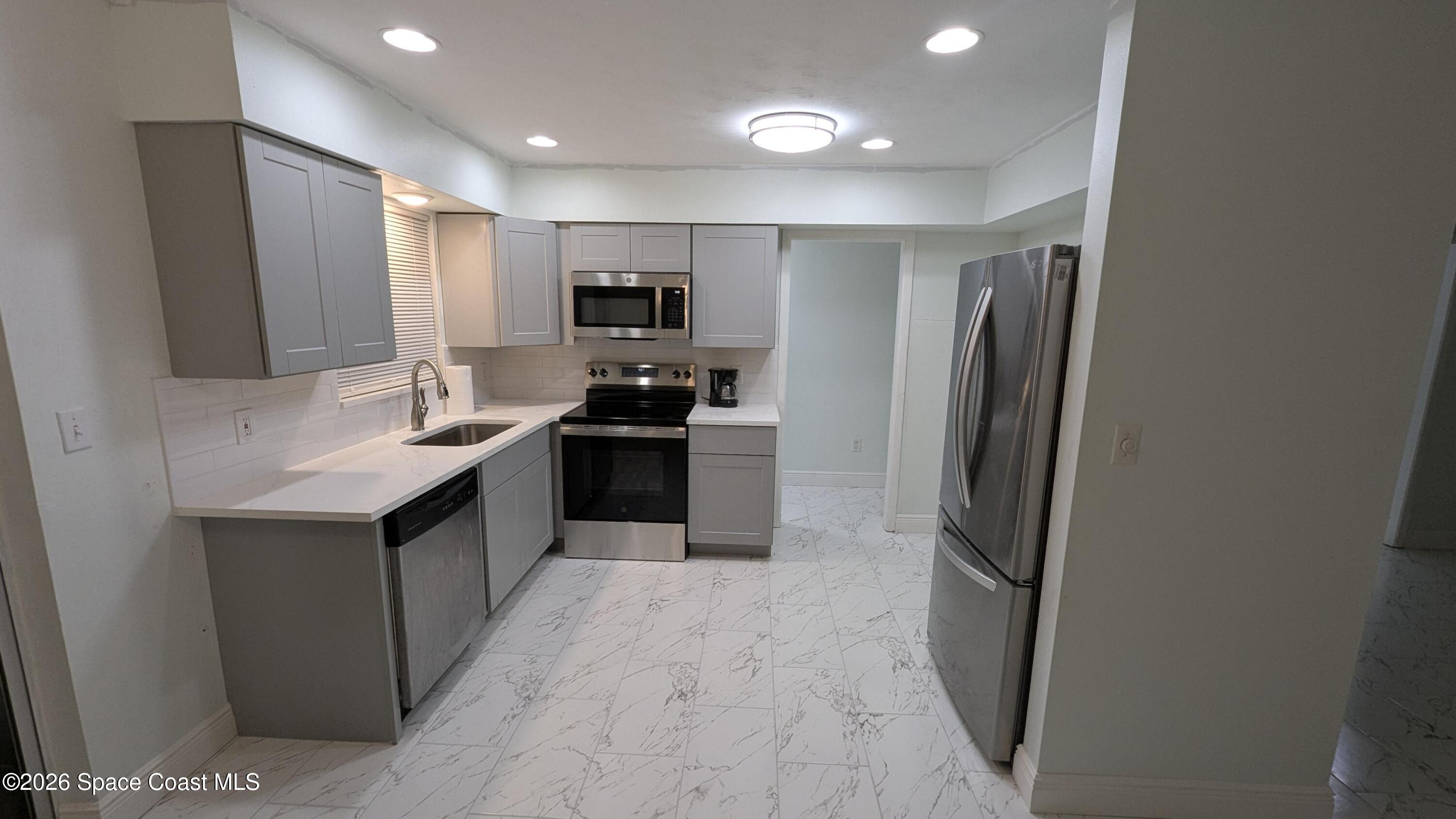 1616 Elizabeth Street