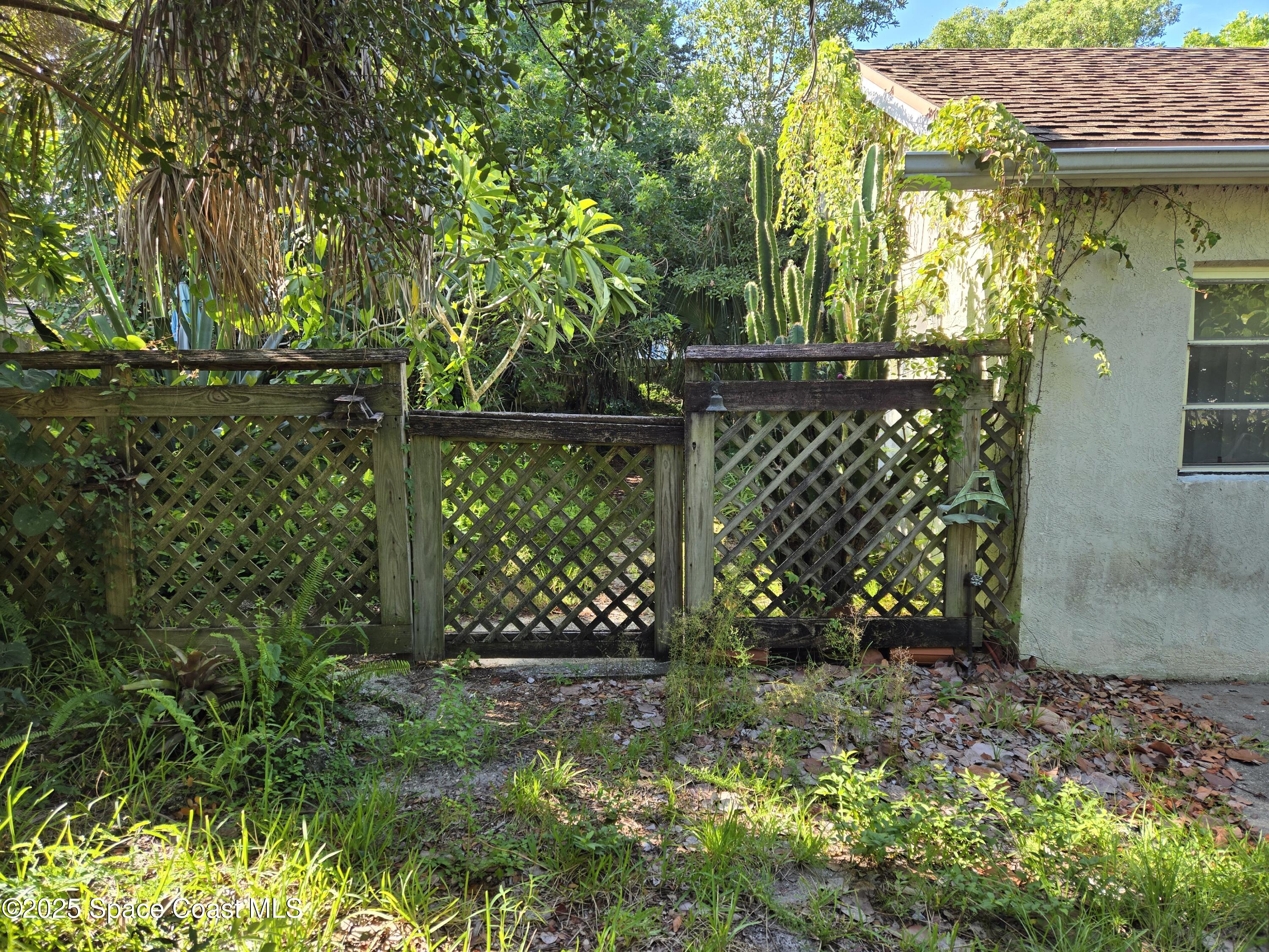 1035 Sea Grape Drive