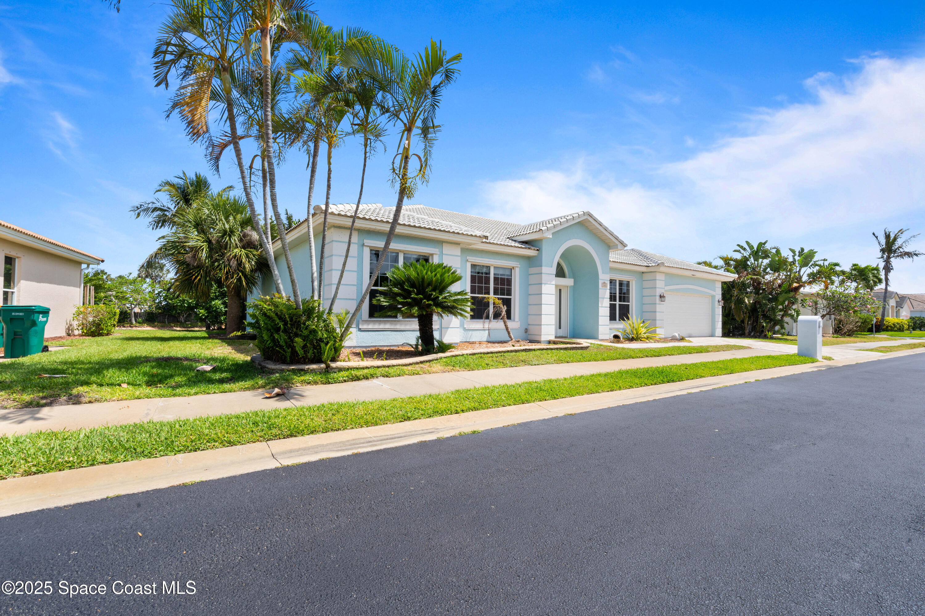 262 Sanibel Way