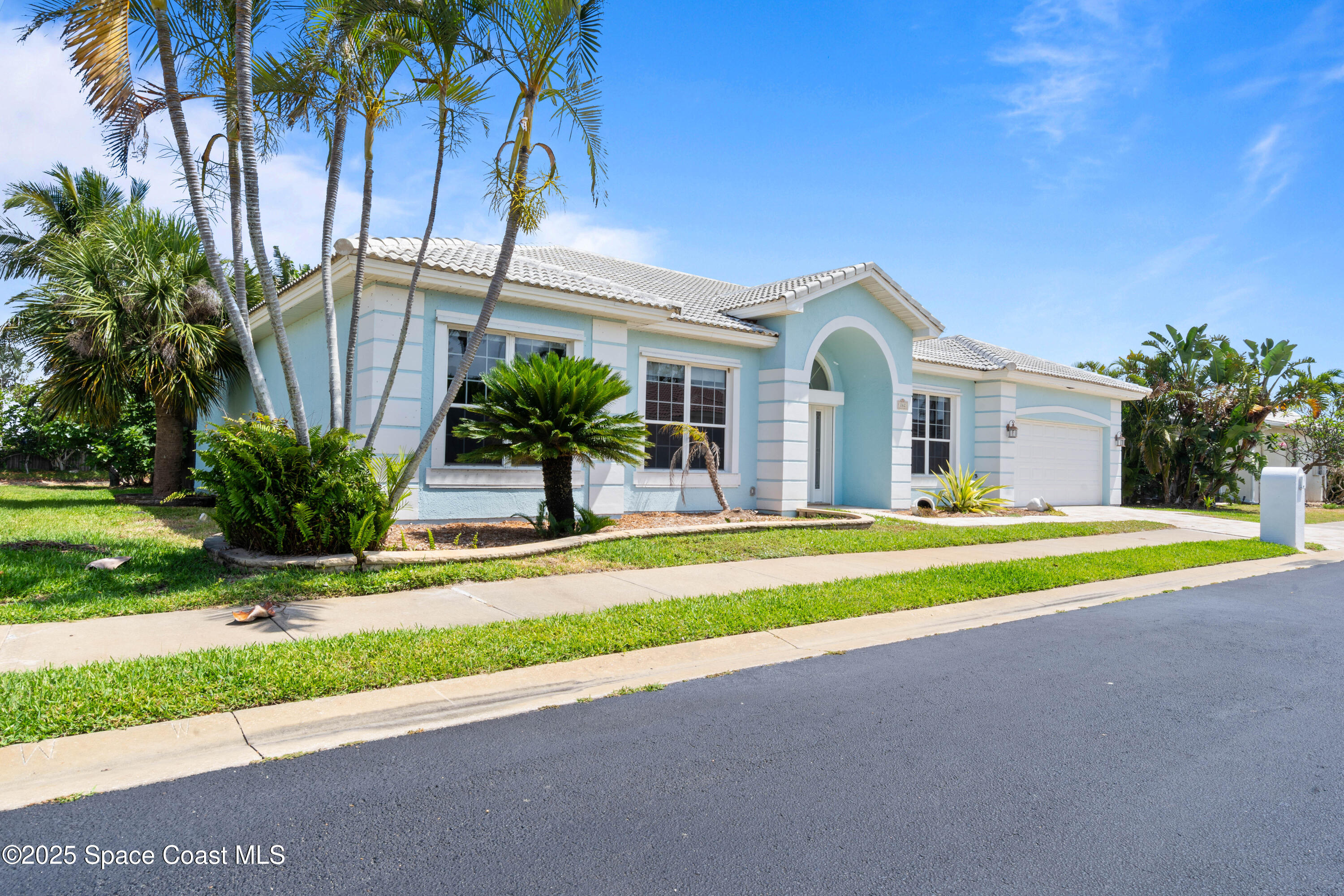 262 Sanibel Way