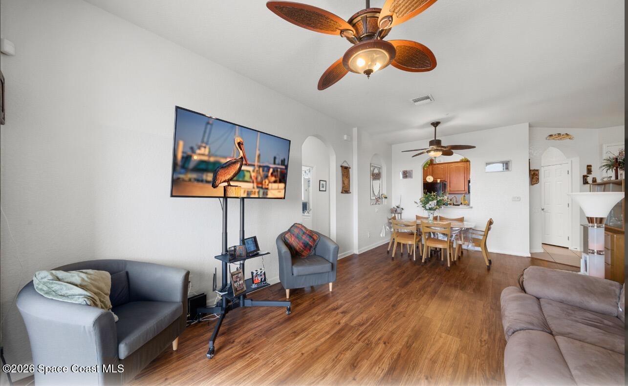 1626 Peregrine Circle 401