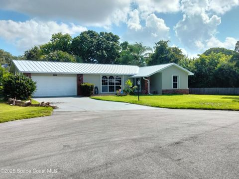1995 Mark Twain Lane NE Palm Bay FL 32905