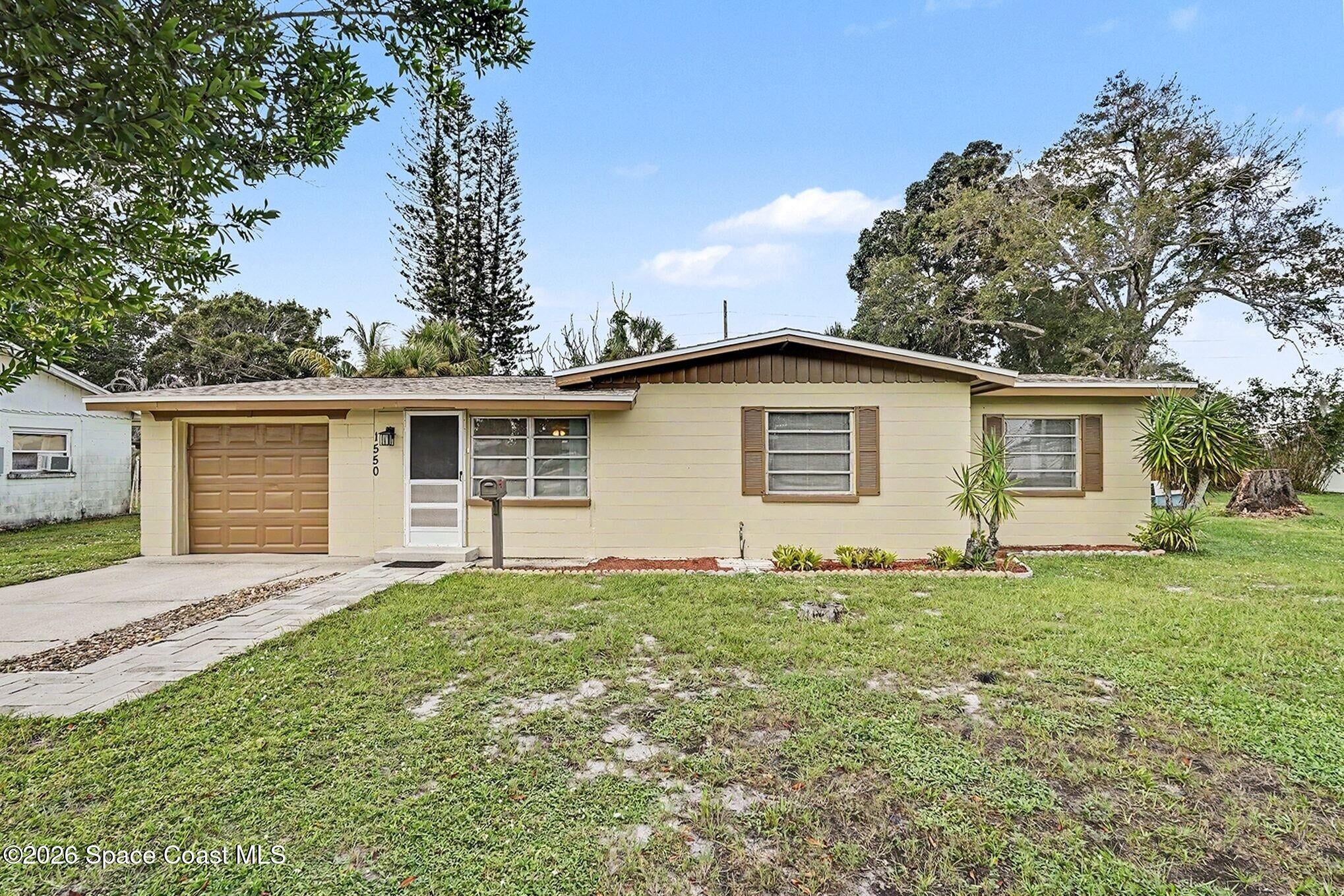 1550 Hillcrest Drive