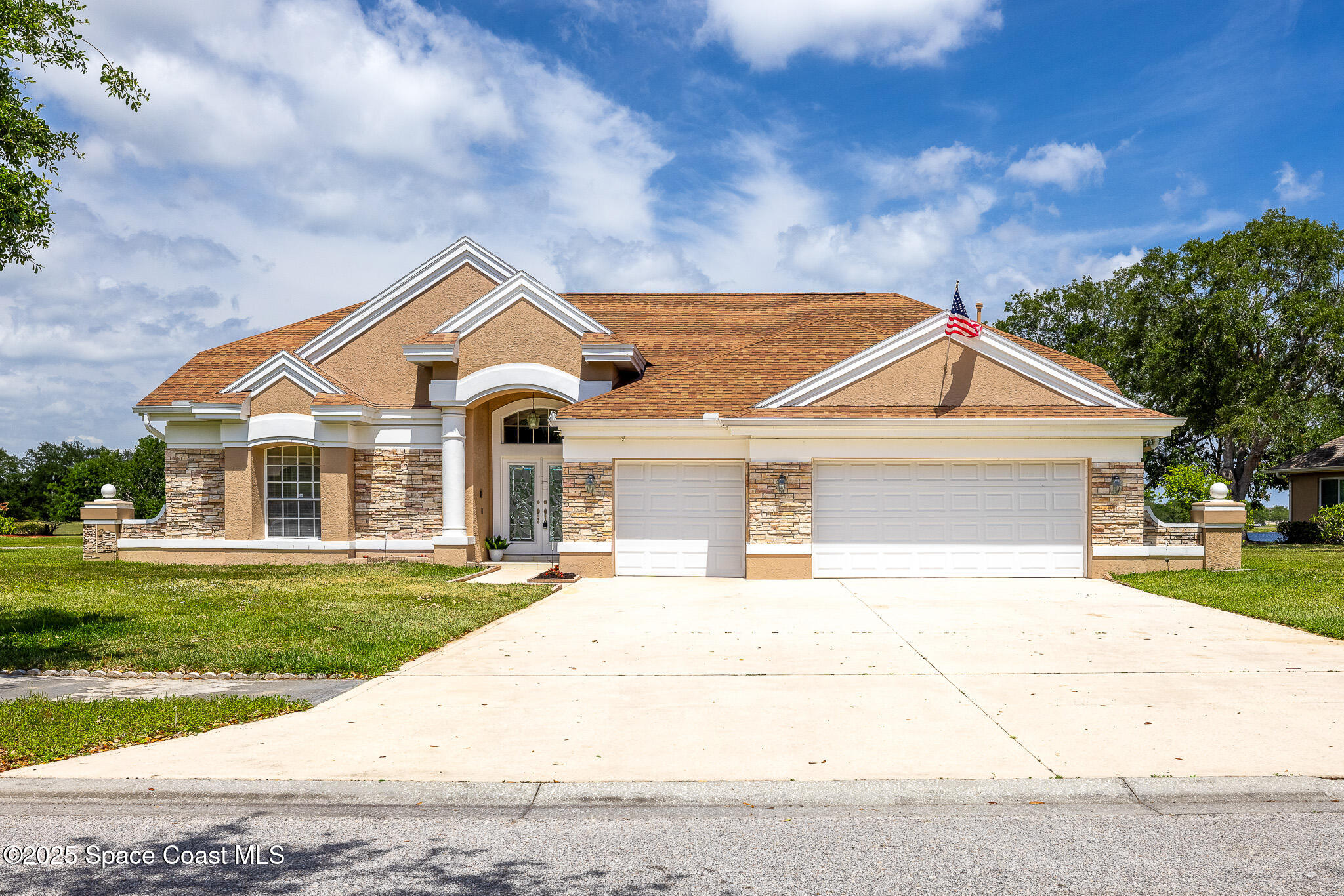 4800 Solitary Drive