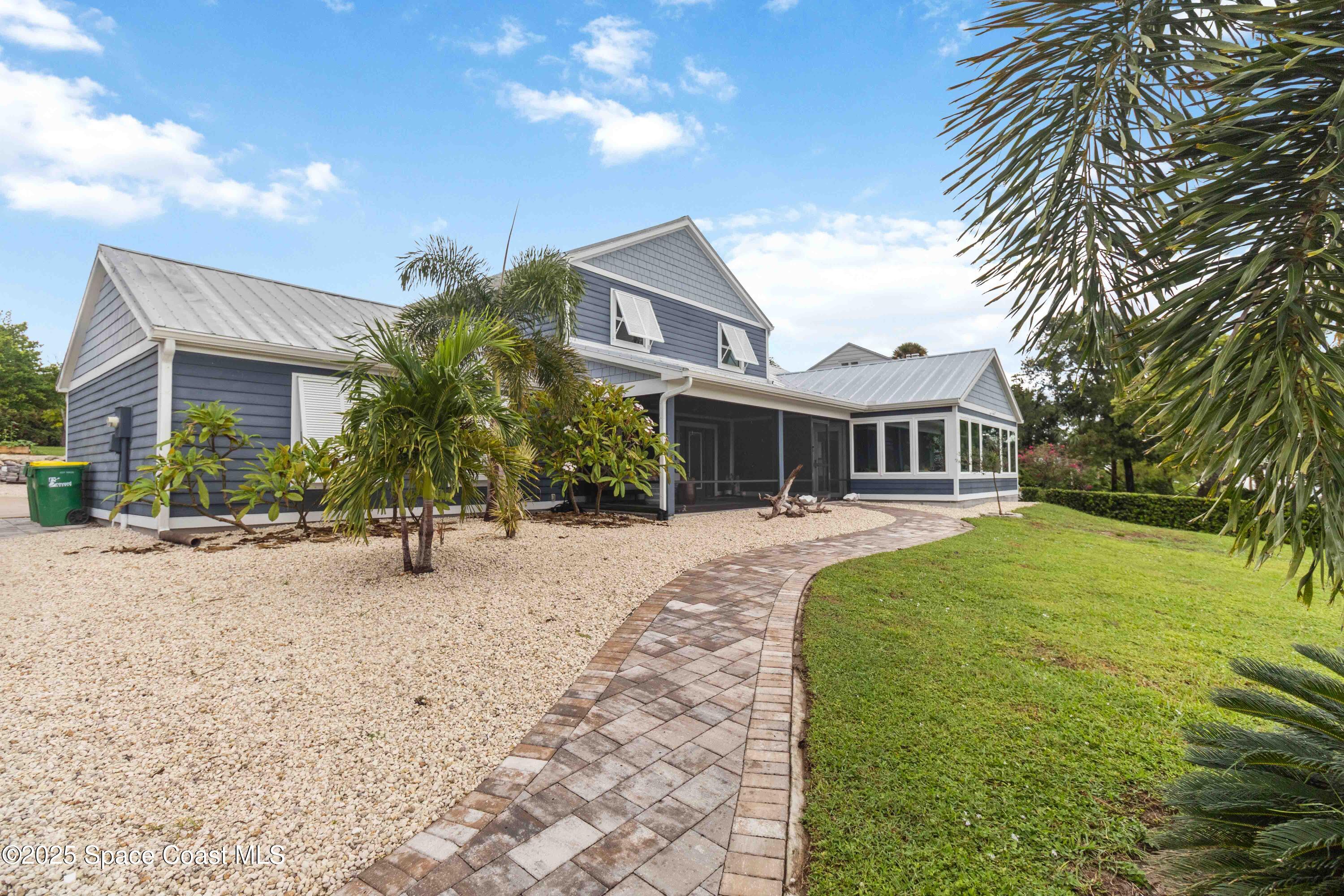 711 Indian River Drive