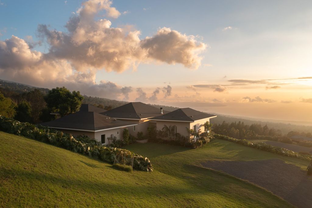 Photo of 7850 Kula Hwy, Kula, HI 96790 (MLS # 407426)