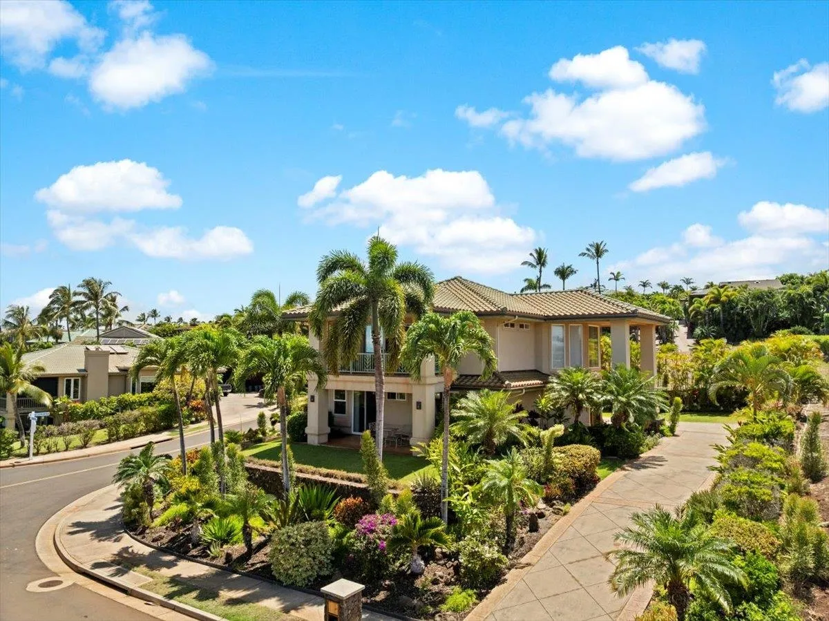 Lahaina, Hawaii 96761, United States, 3 Bedrooms Bedrooms, ,4 BathroomsBathrooms,Residential,Active,159102