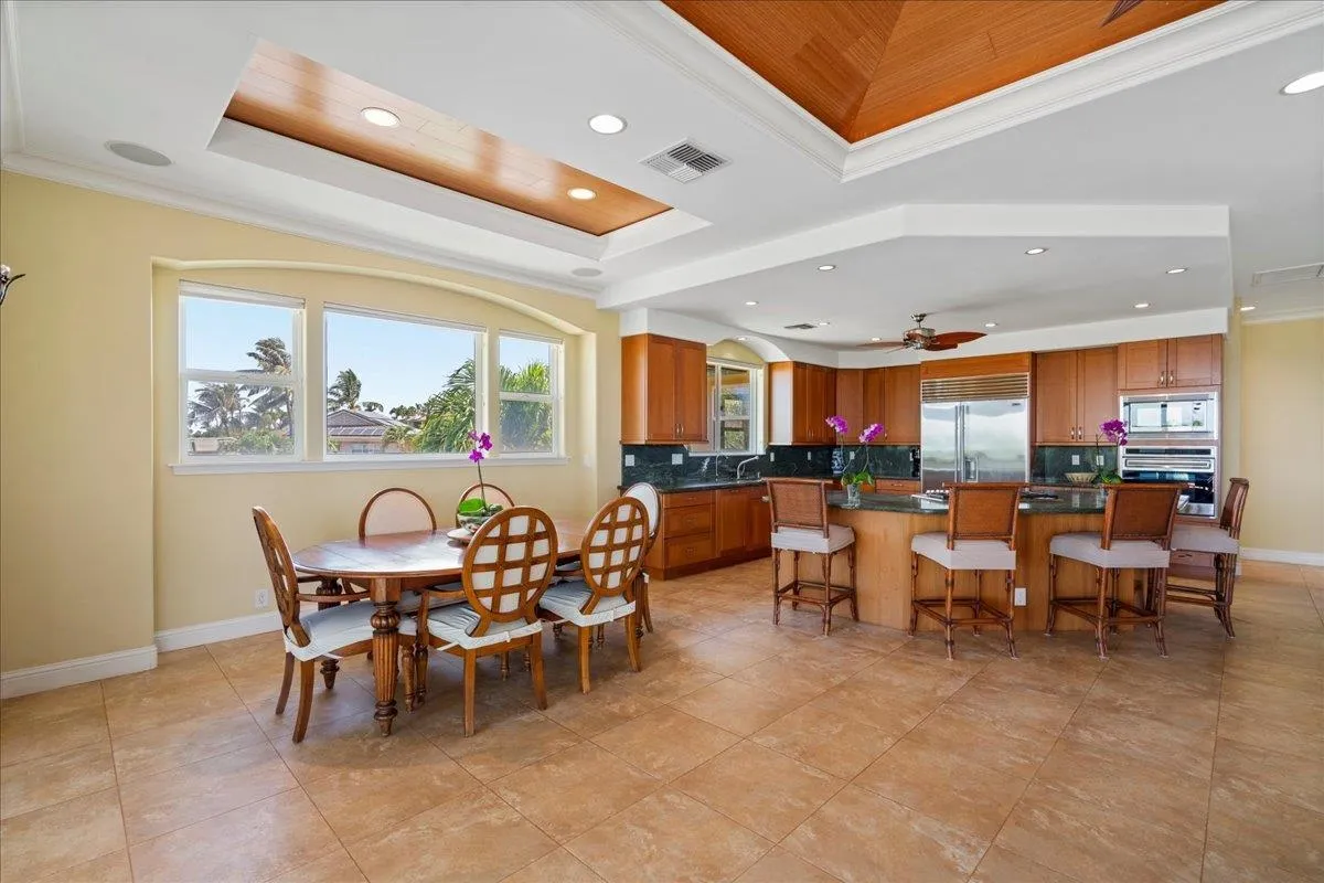 Lahaina, Hawaii 96761, United States, 3 Bedrooms Bedrooms, ,4 BathroomsBathrooms,Residential,Active,159102