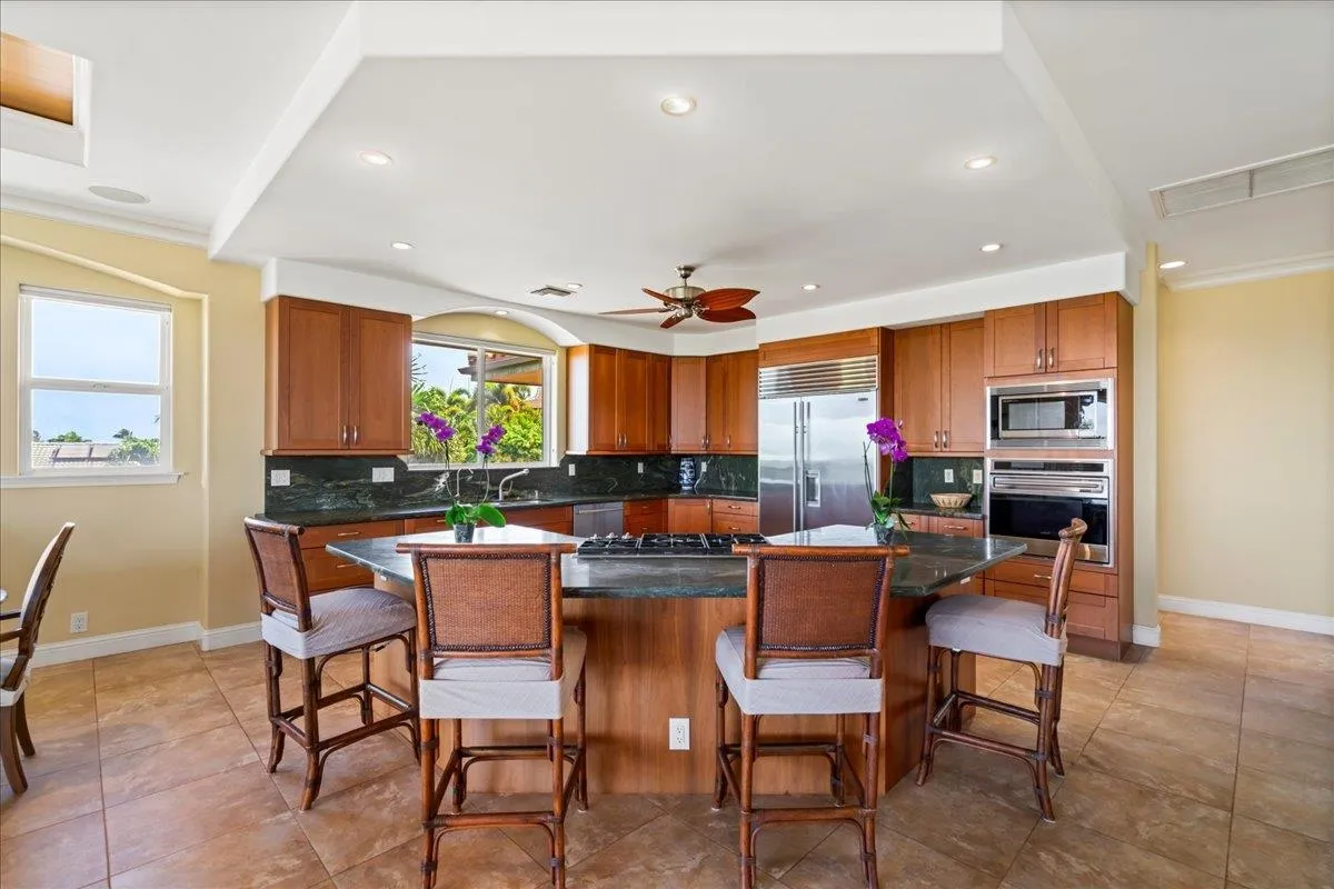 Lahaina, Hawaii 96761, United States, 3 Bedrooms Bedrooms, ,4 BathroomsBathrooms,Residential,Active,159102