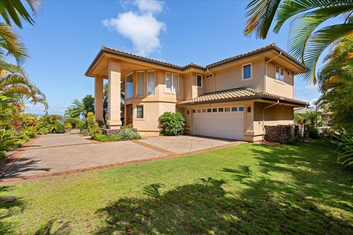 Lahaina, Hawaii 96761, United States, 3 Bedrooms Bedrooms, ,4 BathroomsBathrooms,Residential,Active,159102