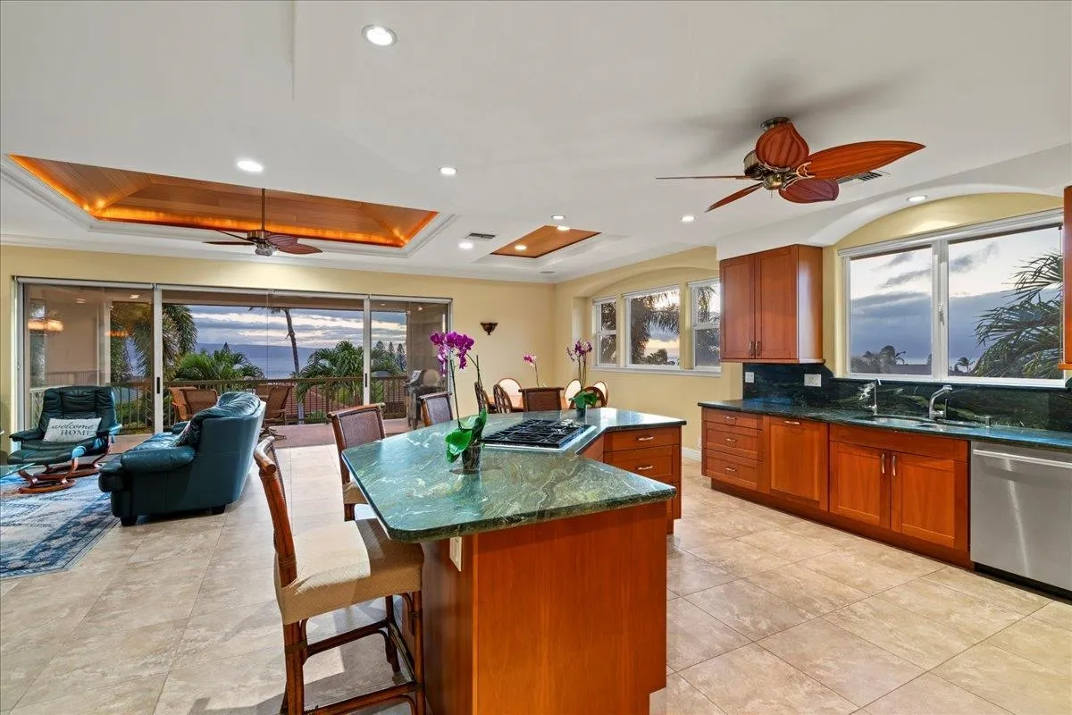 Lahaina, Hawaii 96761, United States, 3 Bedrooms Bedrooms, ,4 BathroomsBathrooms,Residential,Active,159102