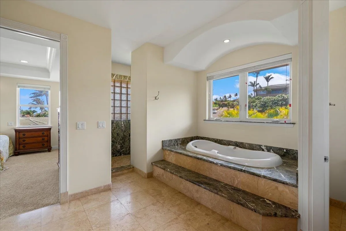 Lahaina, Hawaii 96761, United States, 3 Bedrooms Bedrooms, ,4 BathroomsBathrooms,Residential,Active,159102