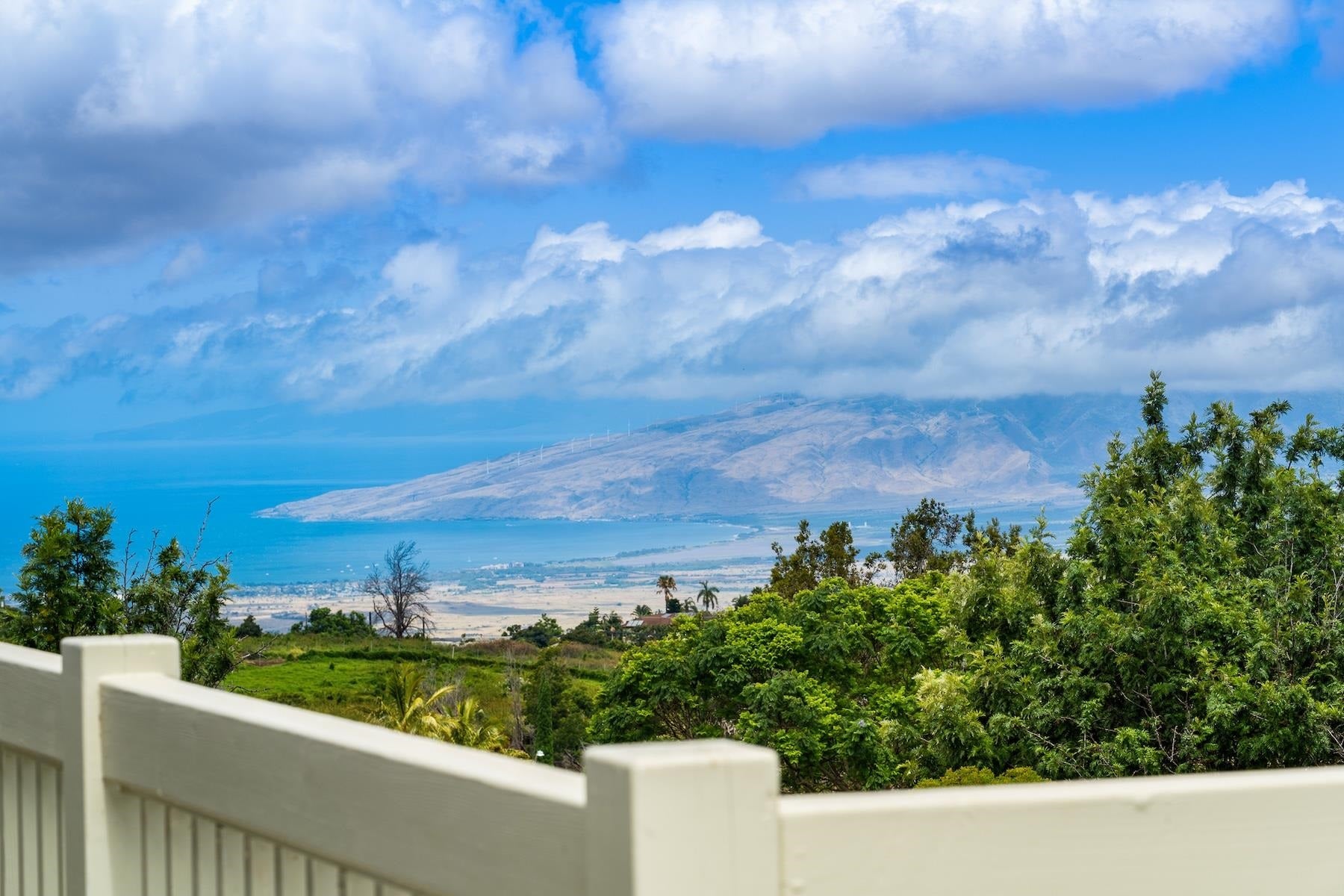 40 Kapalulu Pl