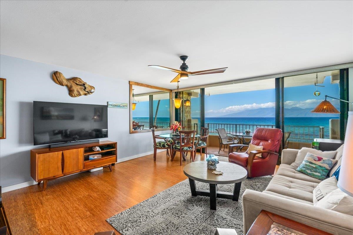 3601 Lower Honoapiilani Rd 201