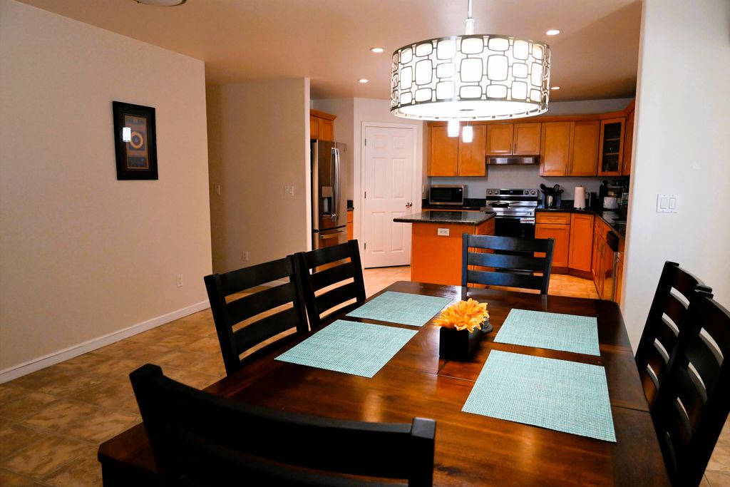 Photo of 382 Naholo Cir, Kahului, HI 96732 (MLS # 406975)