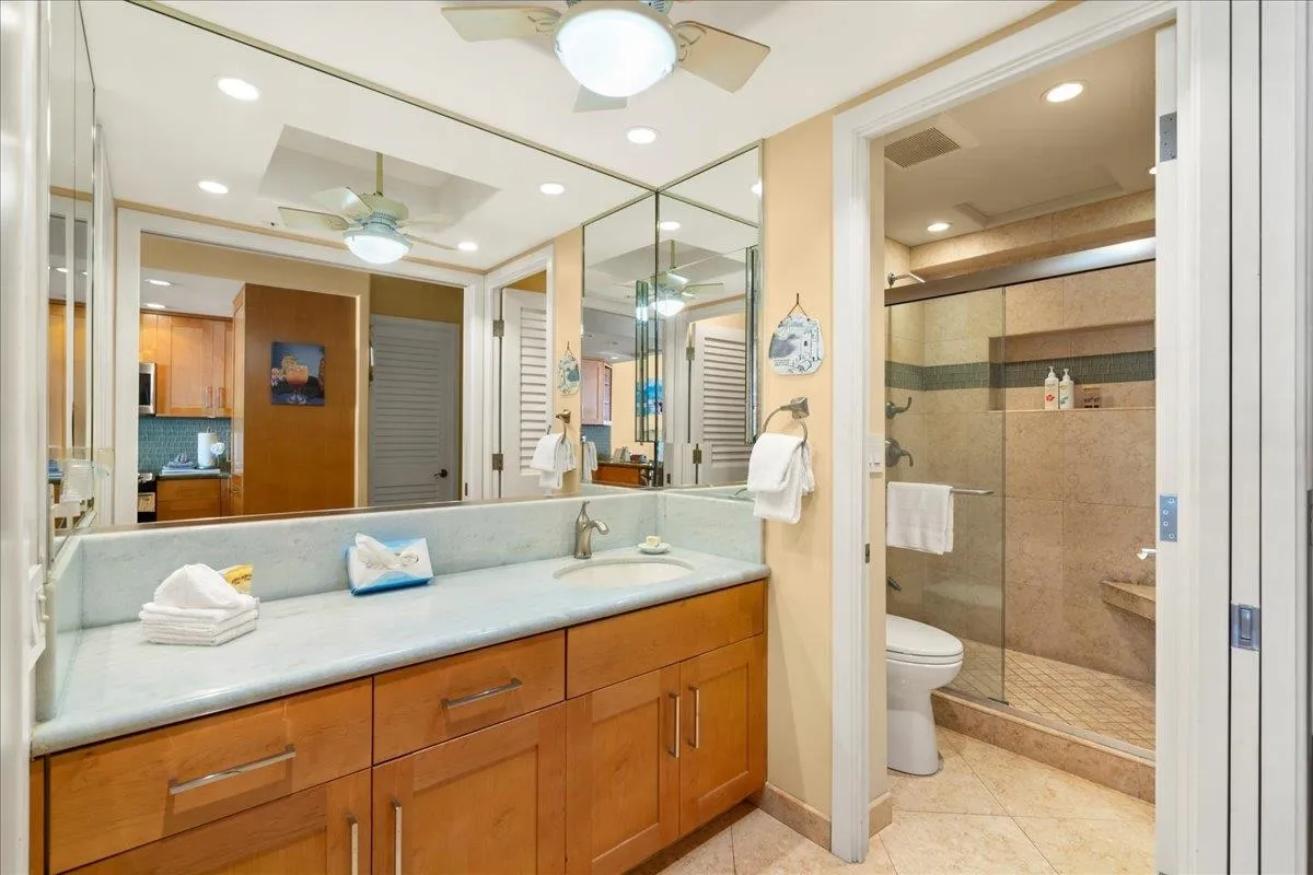 Lahaina, Hawaii 96761, United States, ,1 BathroomBathrooms,Residential,Pending,251004