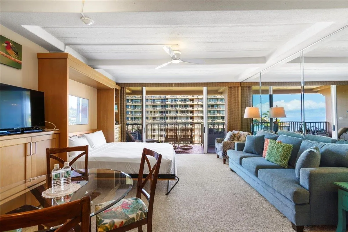 Lahaina, Hawaii 96761, United States, ,1 BathroomBathrooms,Residential,Pending,251004