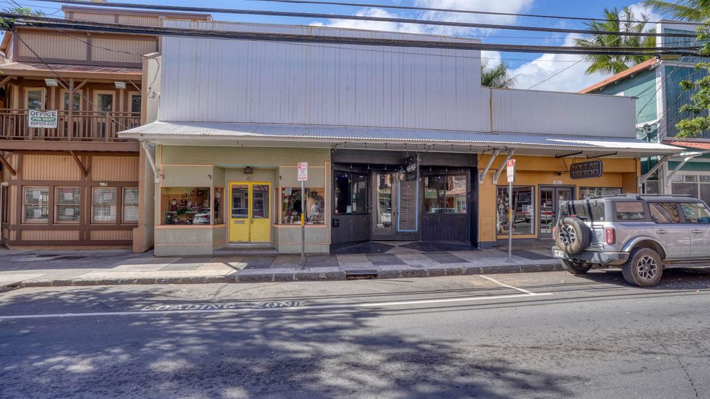 Photo of 45 N Market St #45 North Market St, Wailuku, HI 96793 (MLS # 408087)