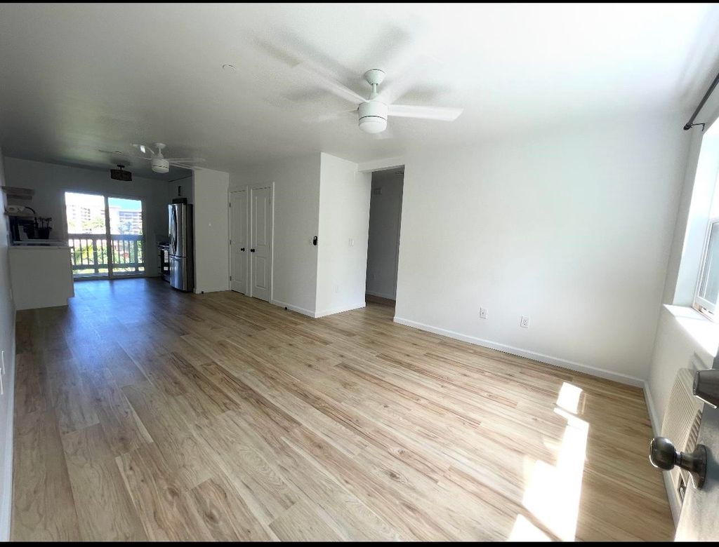 Photo of 45 Stephen Ln #827, Lahaina, HI 96761 (MLS # 407517)