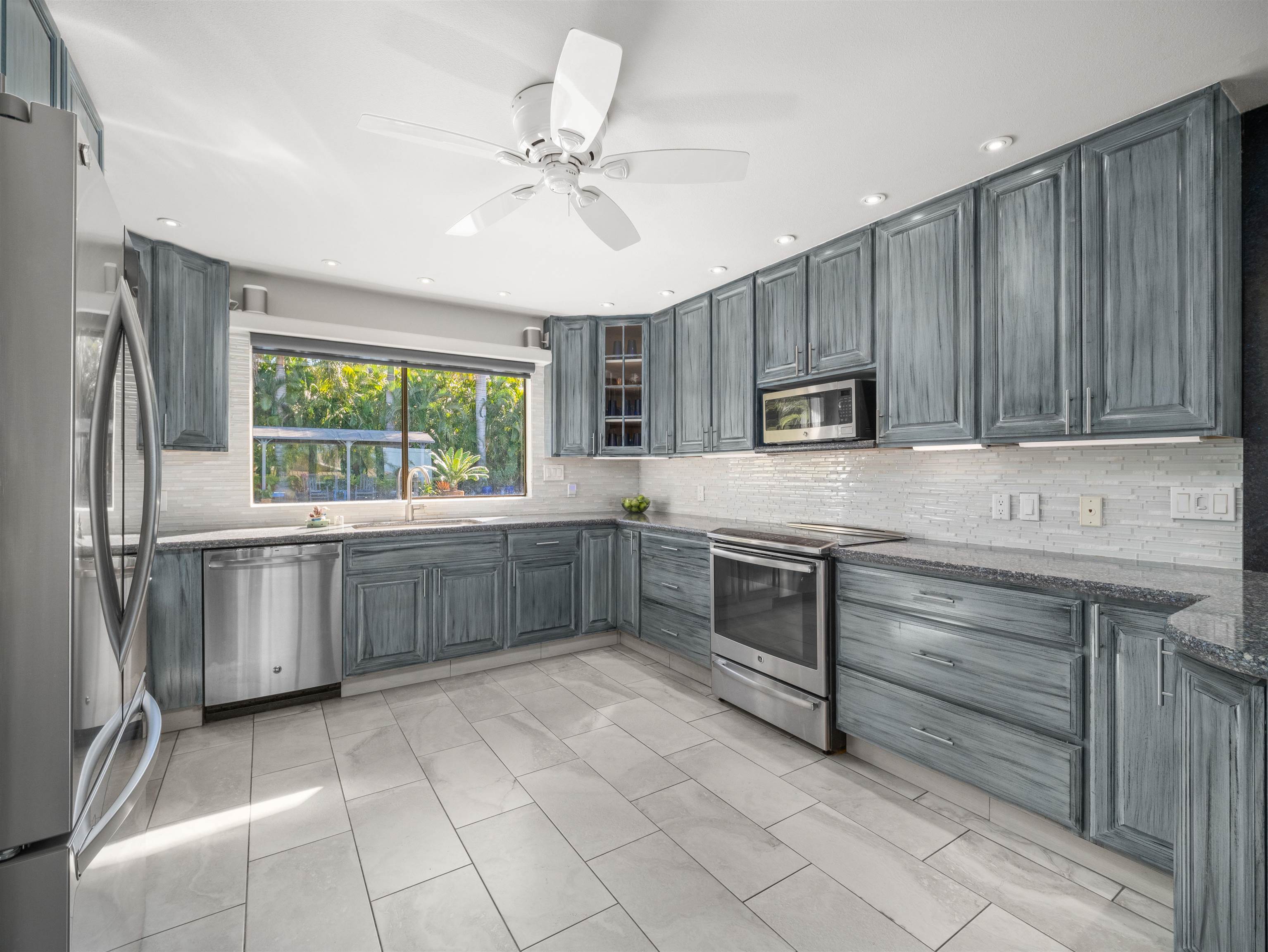 3379 Kehala Dr