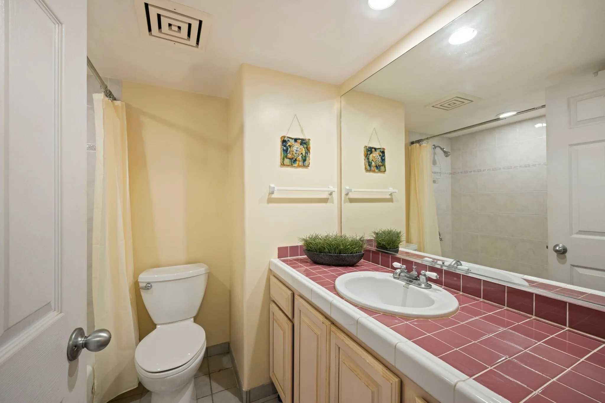 Lahaina, Hawaii 96761, United States, 2 Bedrooms Bedrooms, ,2 BathroomsBathrooms,Residential,Active,193631