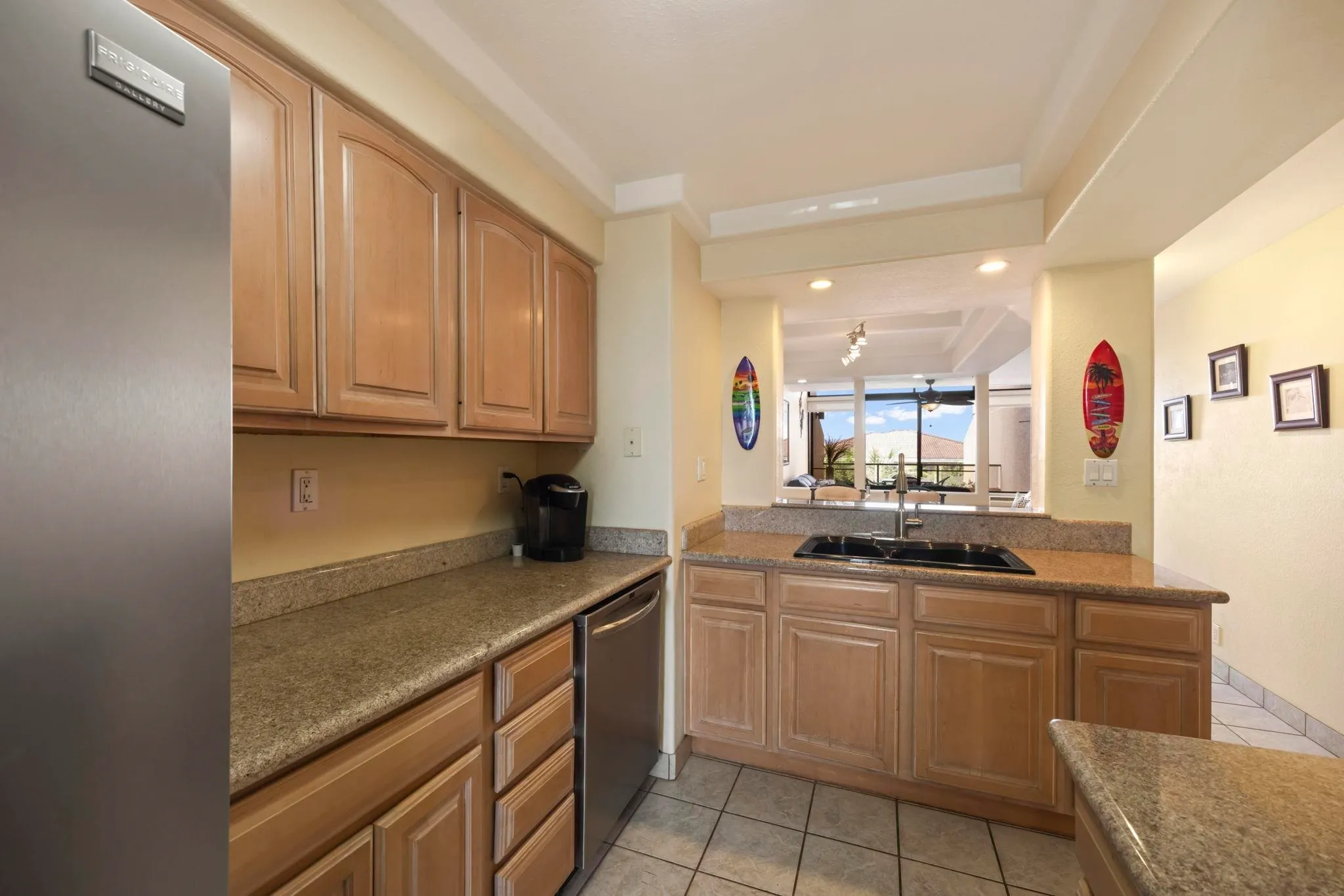 Lahaina, Hawaii 96761, United States, 2 Bedrooms Bedrooms, ,2 BathroomsBathrooms,Residential,Active,193631