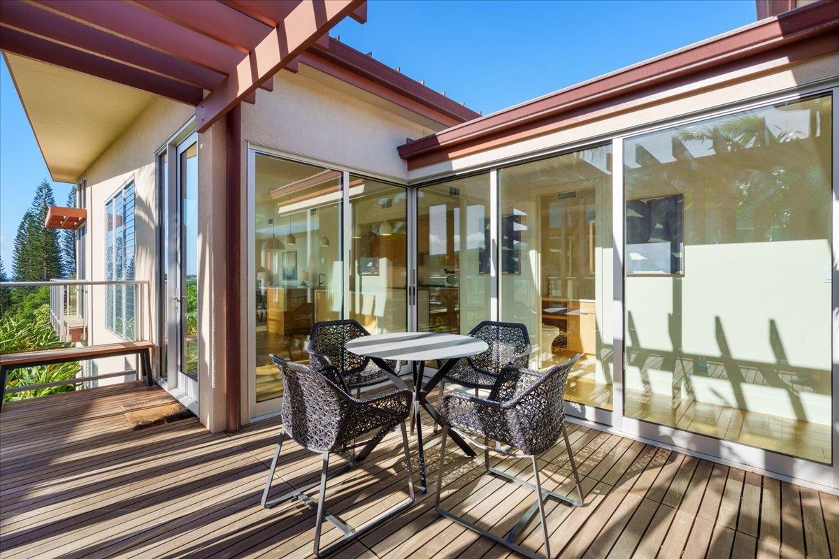 197 Holokahiki Ln 8A