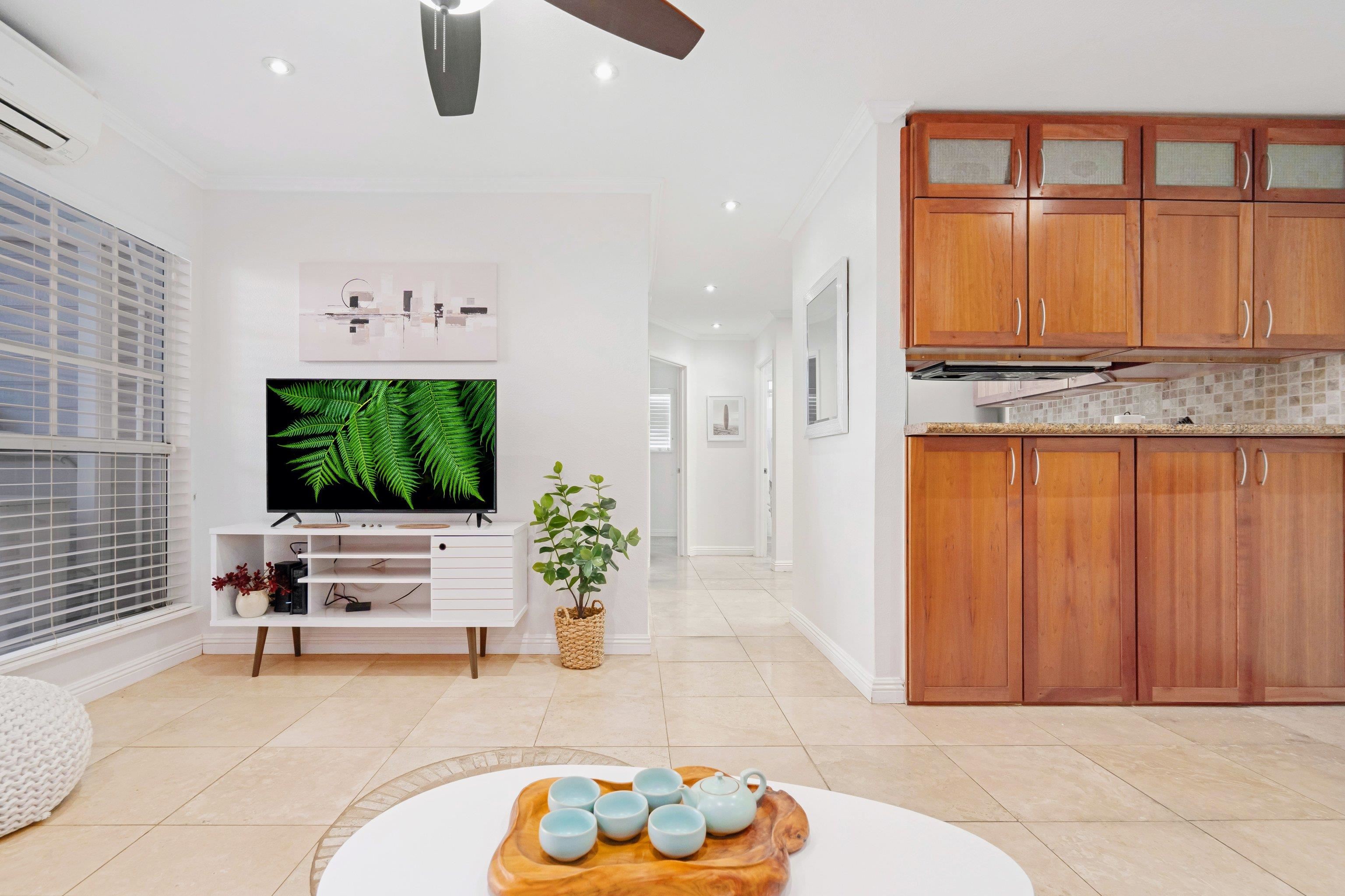 160 Keonekai Rd 14-101