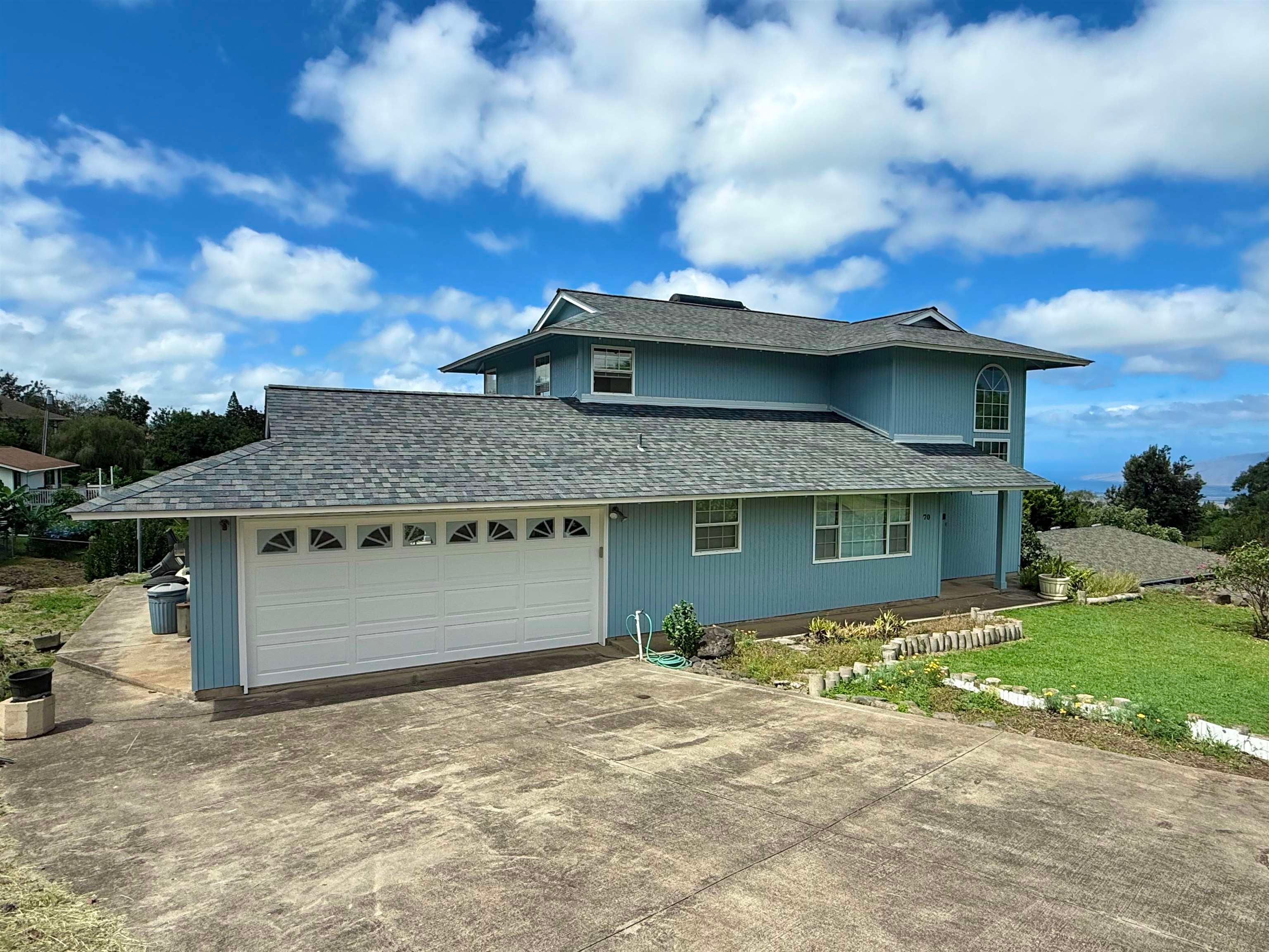 70 Akea Pl