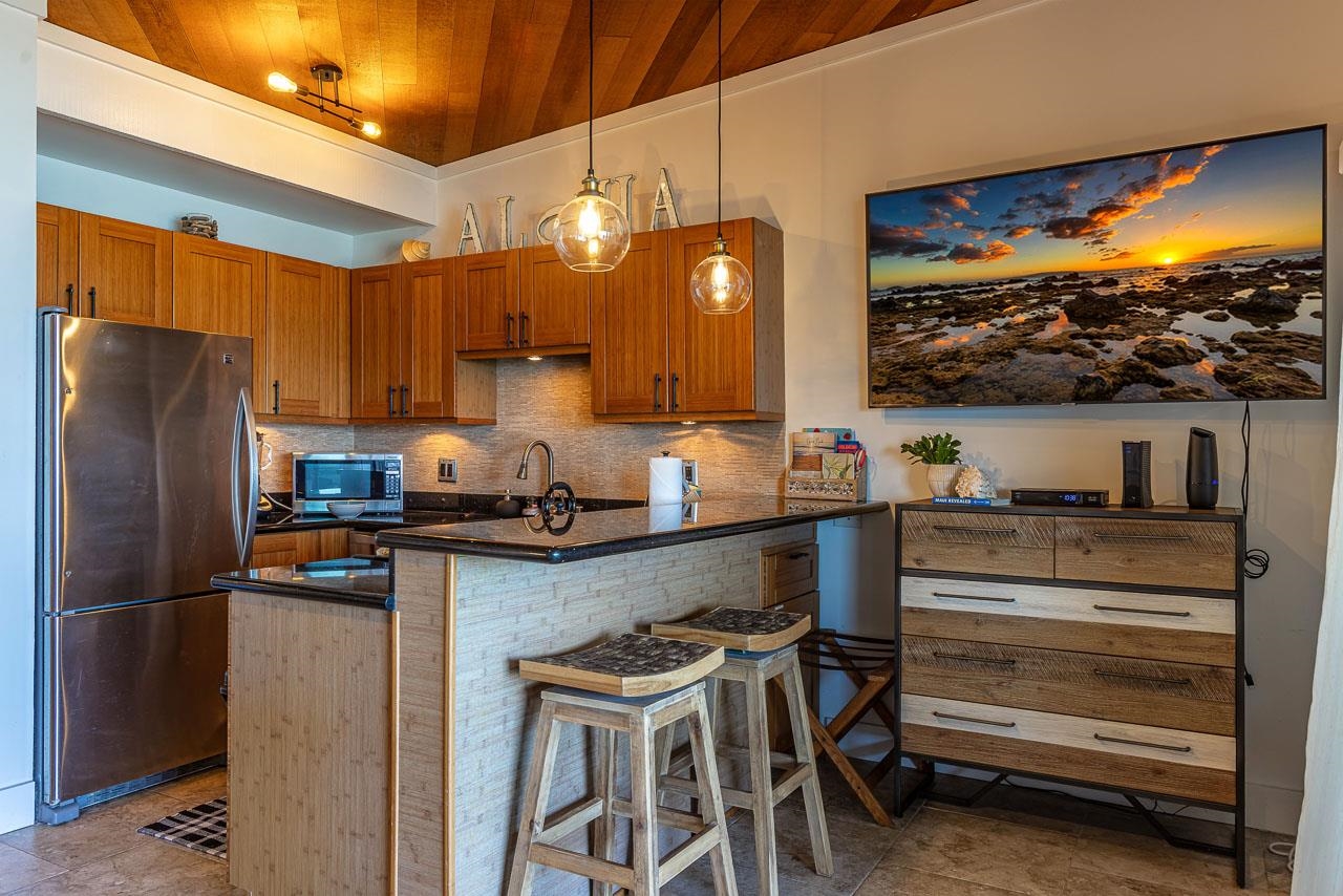 4435 Lower Honoapiilani Rd 212