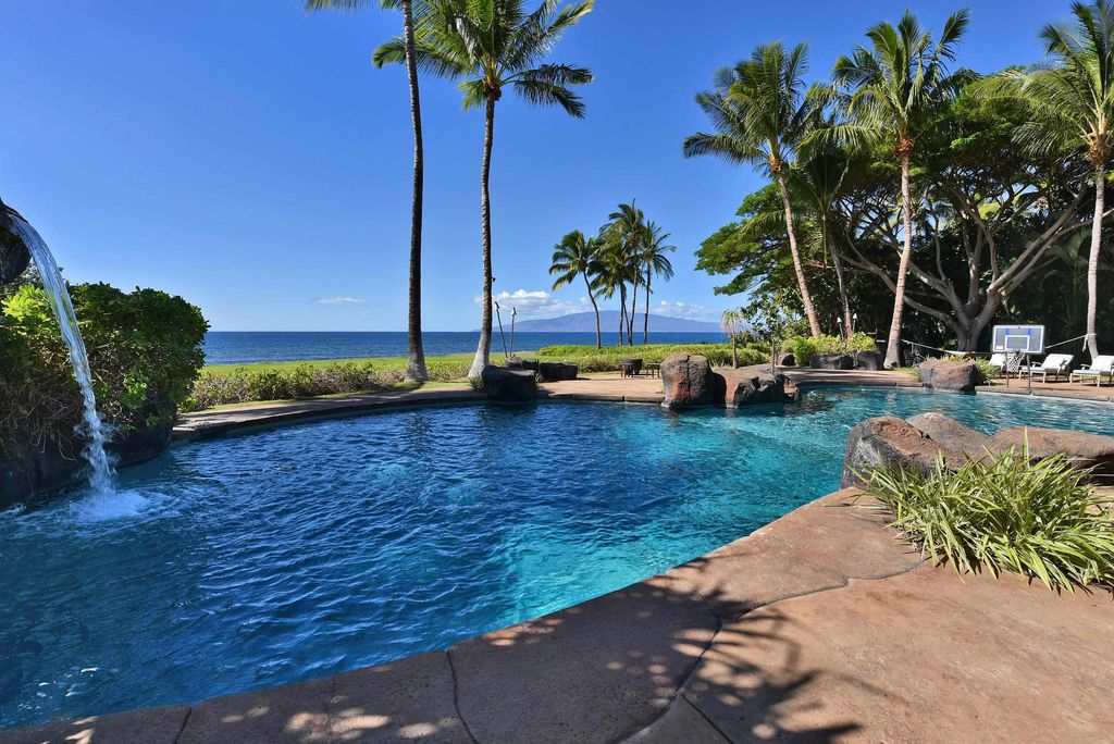 Photo of 49 Kuahulu Pl #Lot 4-C, Lahaina, HI 96761 (MLS # 408116)