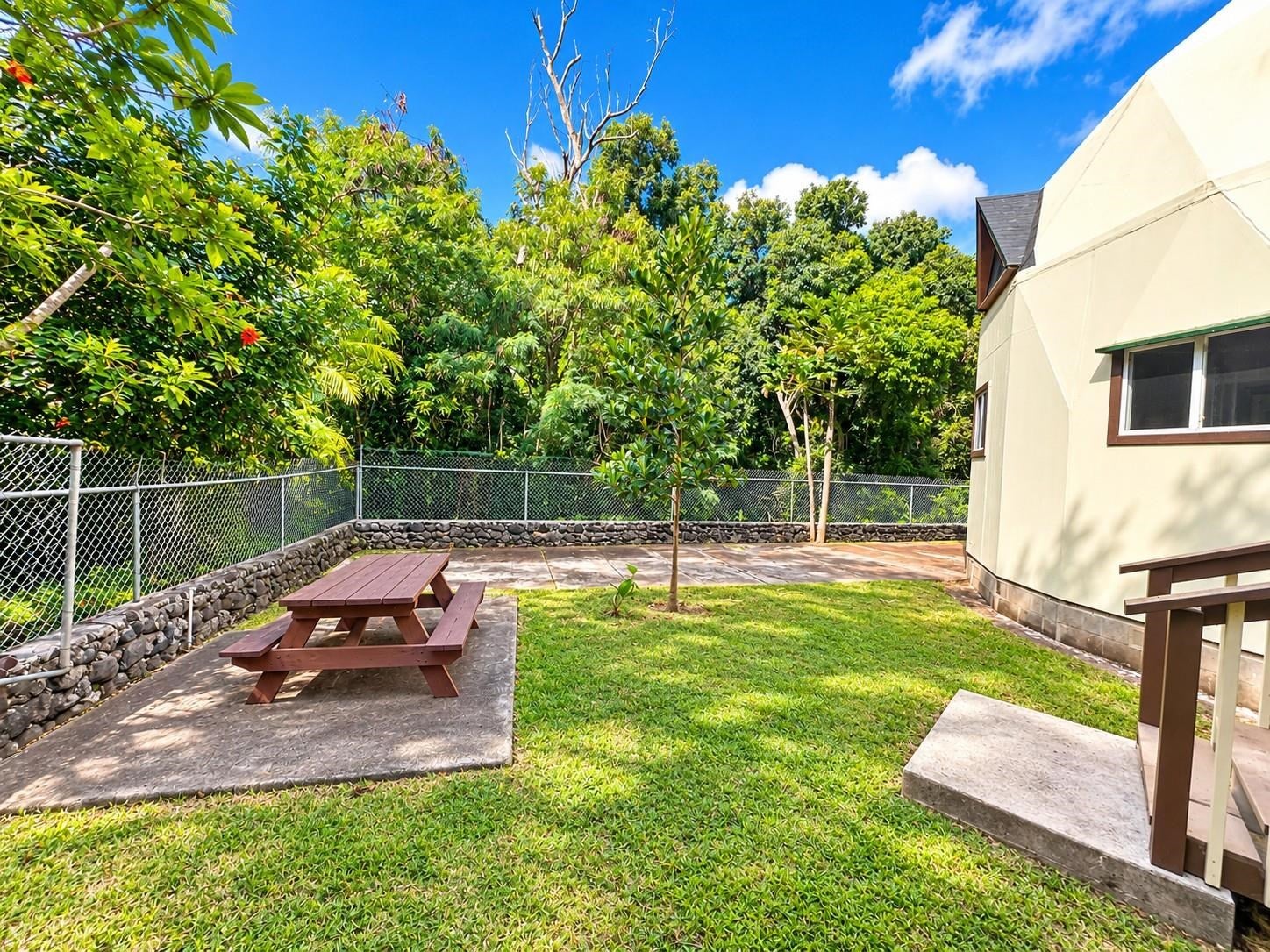 9046 Kamehameha V Hwy