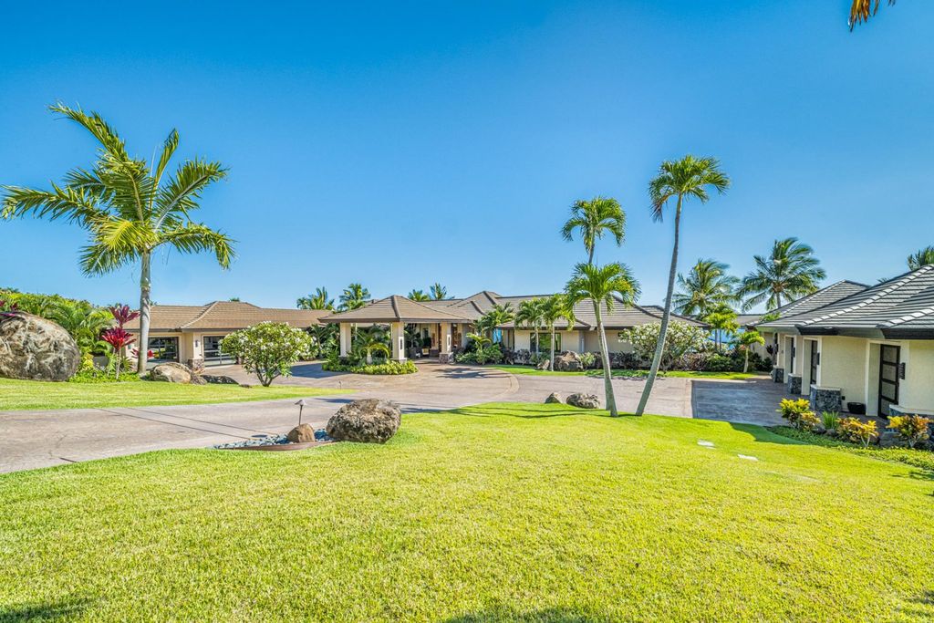 Photo of 147 Haniu St #A, Lahaina, HI 96761 (MLS # 407711)