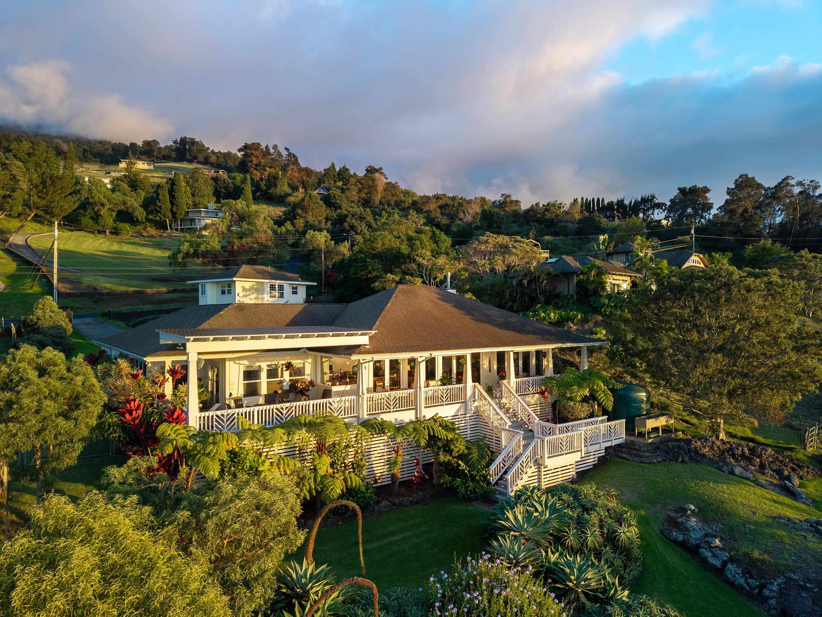 980 Polipoli Rd