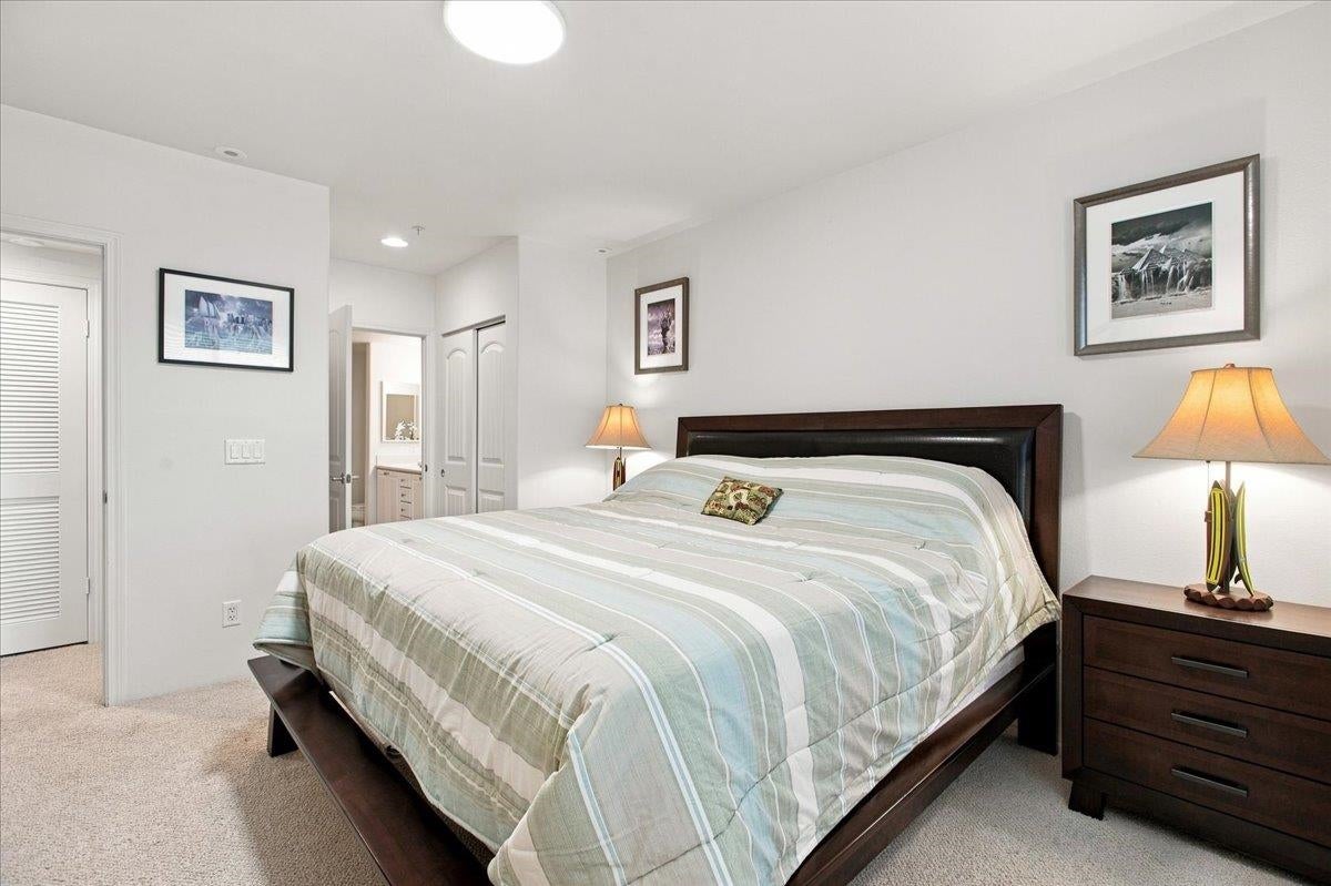 1233 Limahana Cir B202