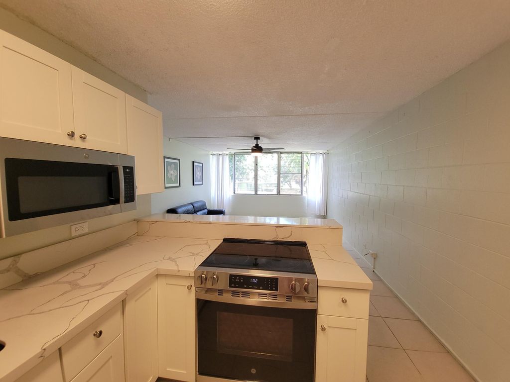 Photo of 111 Kahului Beach Rd #B-213, Kahului, HI 96732 (MLS # 406320)
