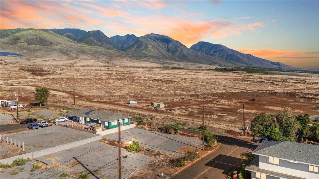 Photo of 730 Paunau St, Lahaina, HI 96761 (MLS # 407540)