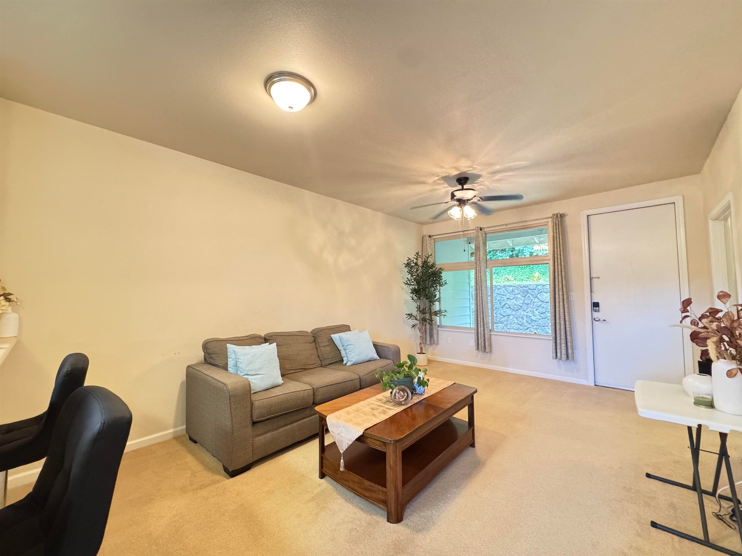 135 Hoowaiwai Loop 2403