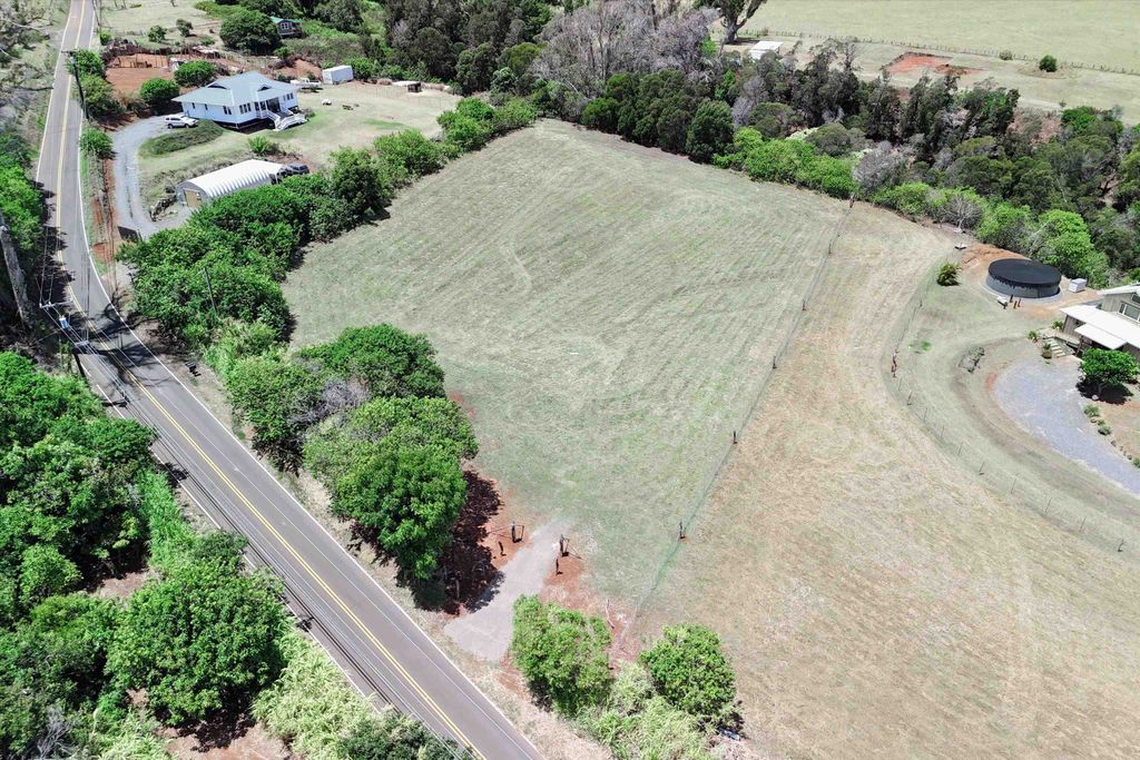 Photo of 1074 Olinda Rd #B, Makawao, HI 96768 (MLS # 406905)