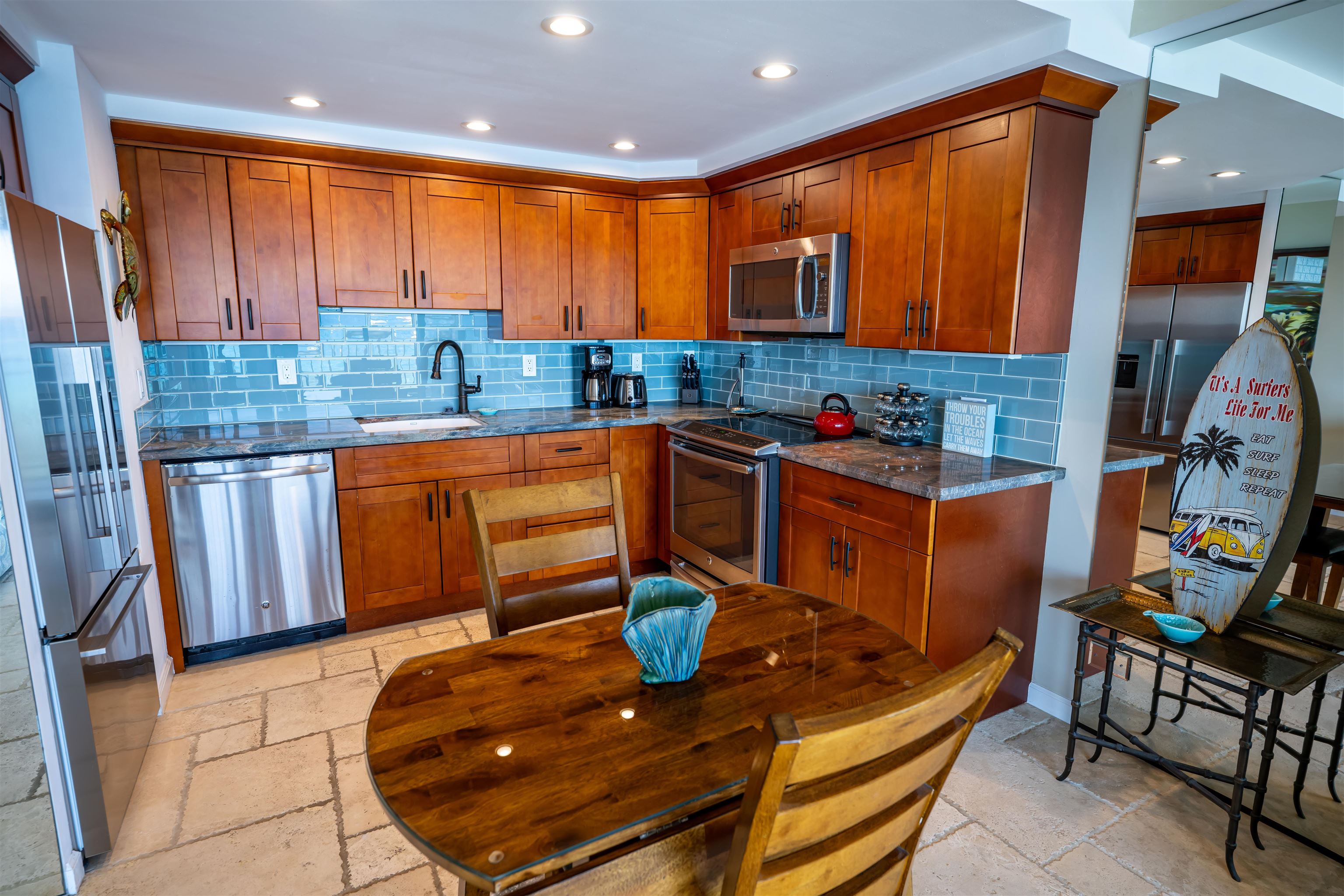 1403 Front St 408