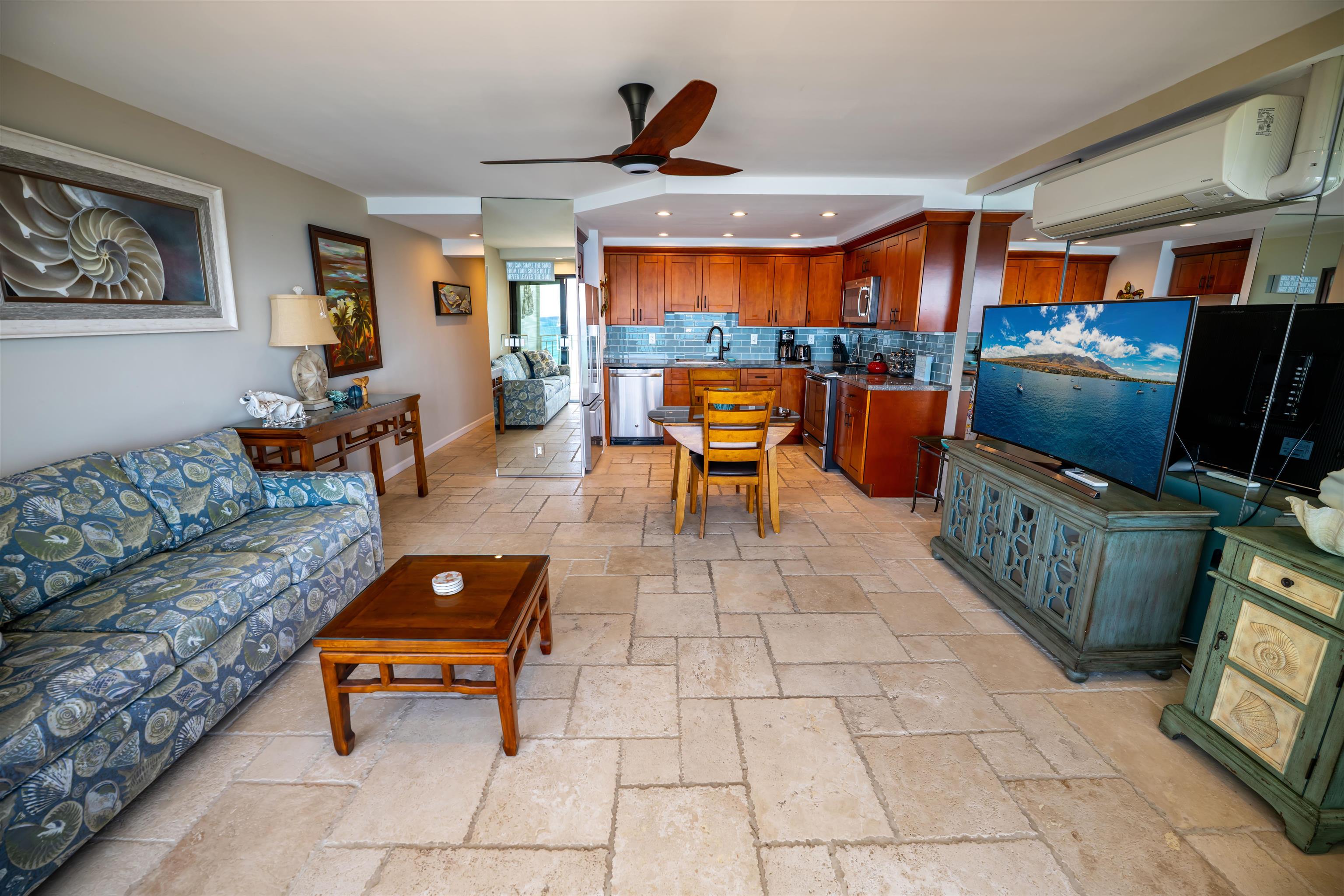 1403 Front St 408