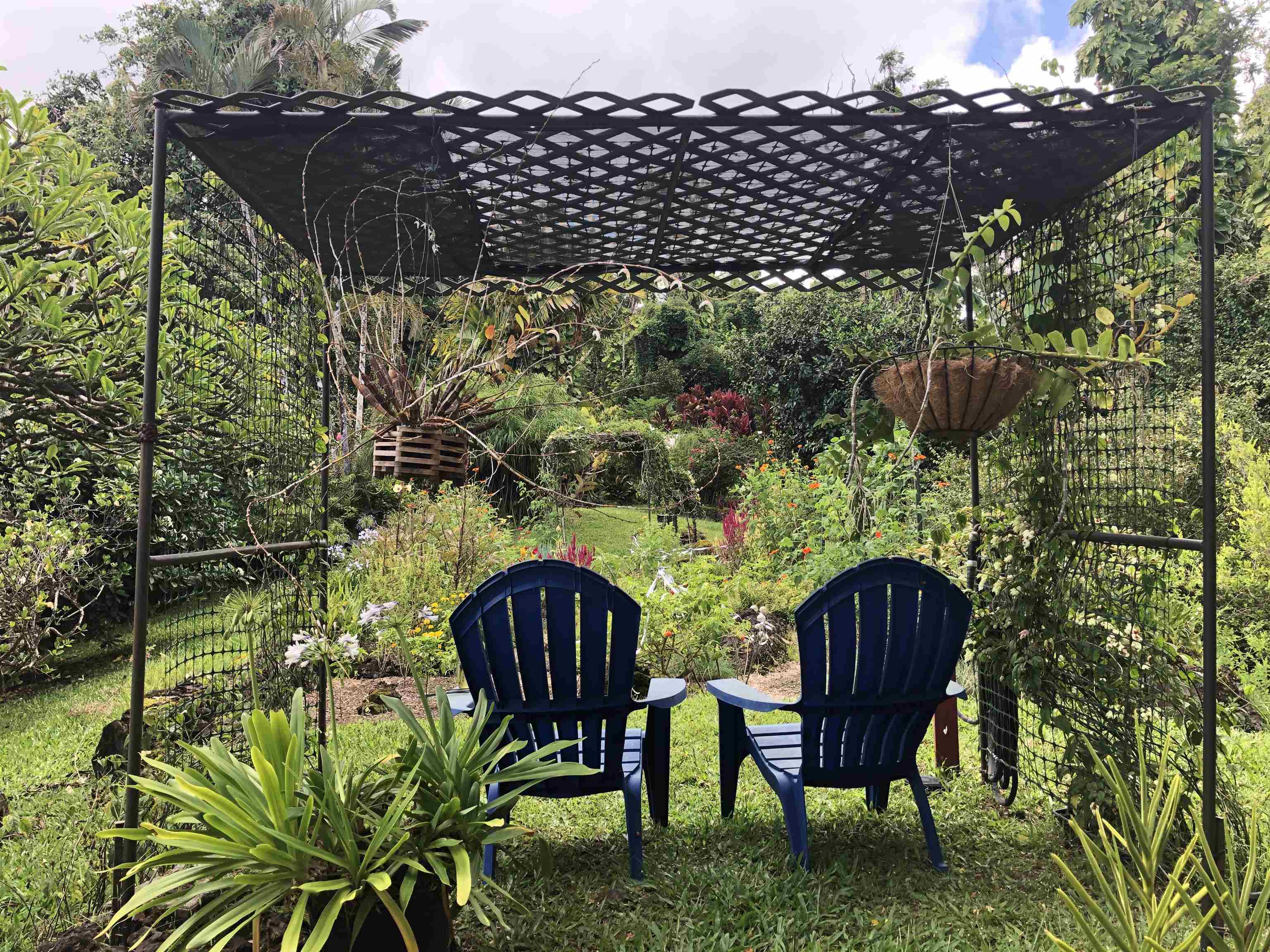725 Nahiku Rd