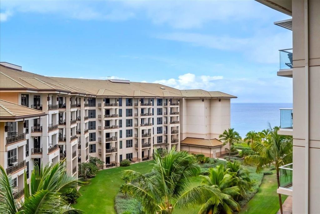 Photo of 130 Kai Malina Pkwy #SR614, Lahaina, HI 96761 (MLS # 408069)