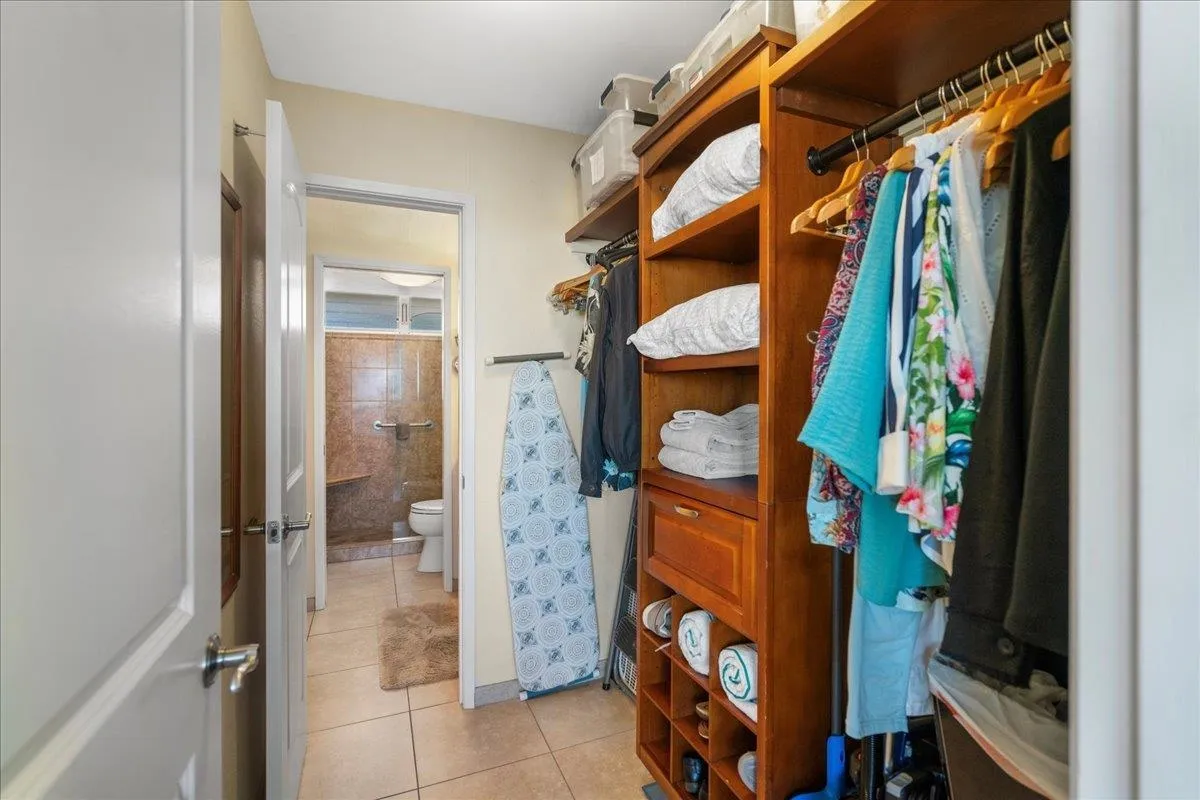 Lahaina, Hawaii 96761, United States, 1 Bedroom Bedrooms, ,1 BathroomBathrooms,Residential,Active,256444