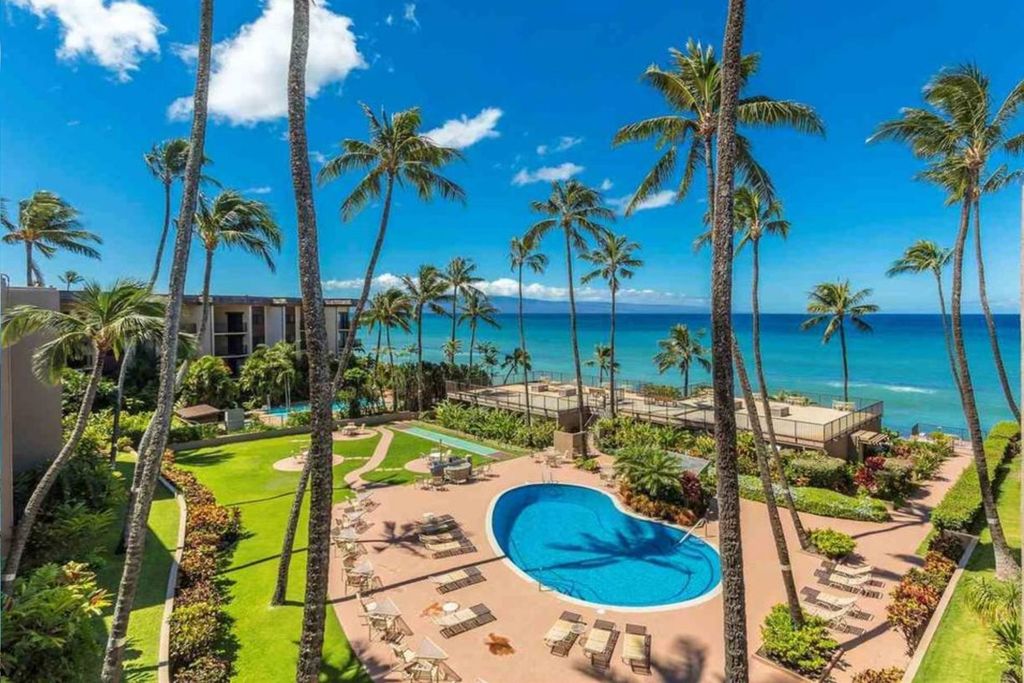 Photo of 3823 Lower Honoapiilani Rd #401, Lahaina, HI 96761 (MLS # 408068)