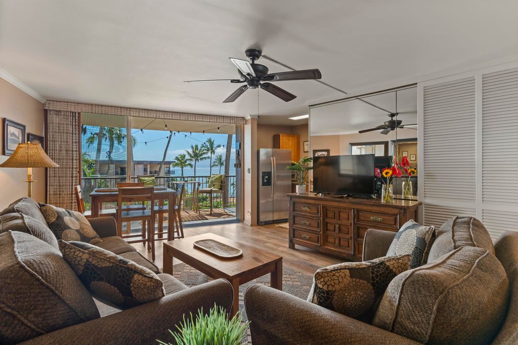 Photo of 3823 Lower Honoapiilani Rd #401, Lahaina, HI 96761 (MLS # 408068)