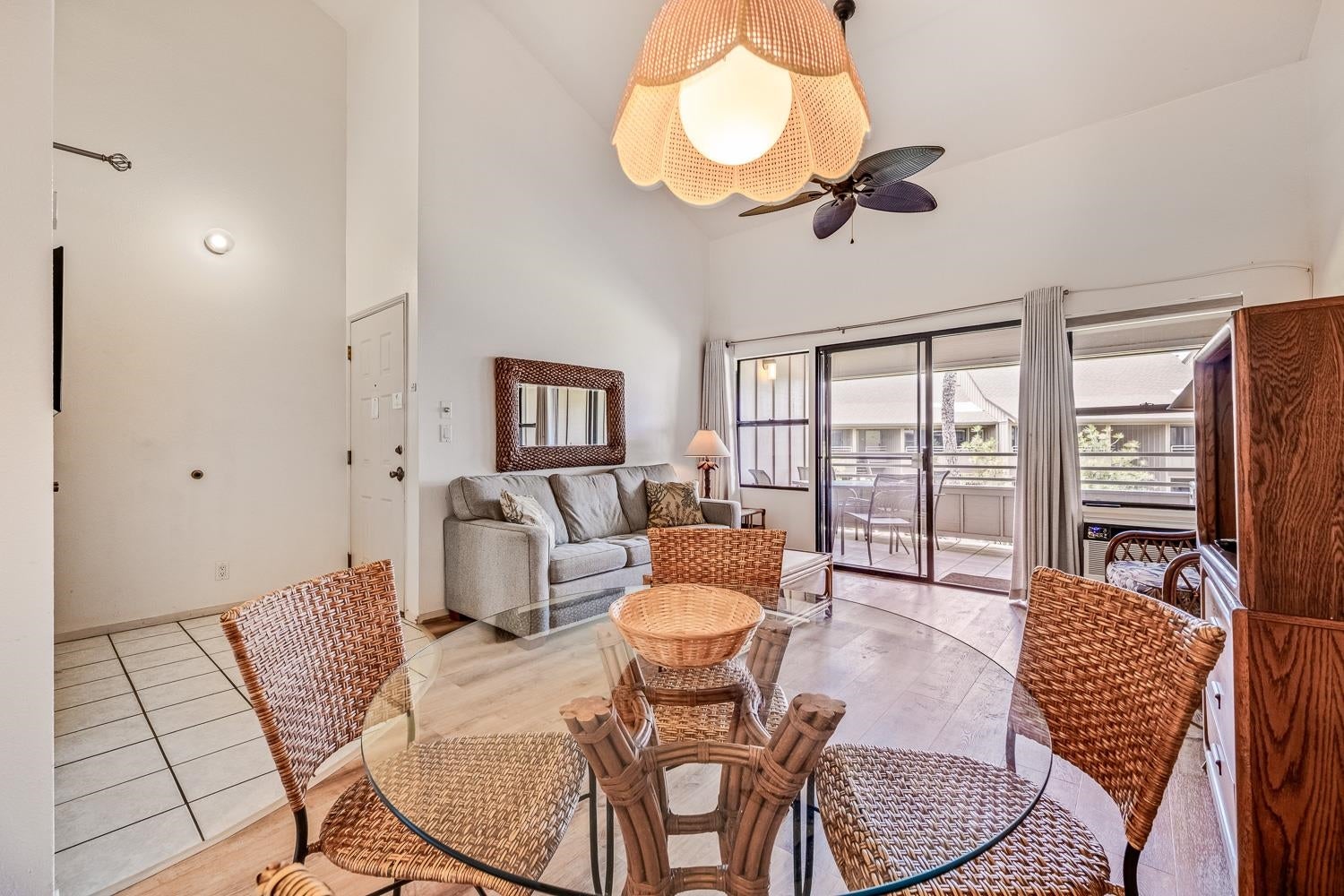 679 S Kihei Rd D208