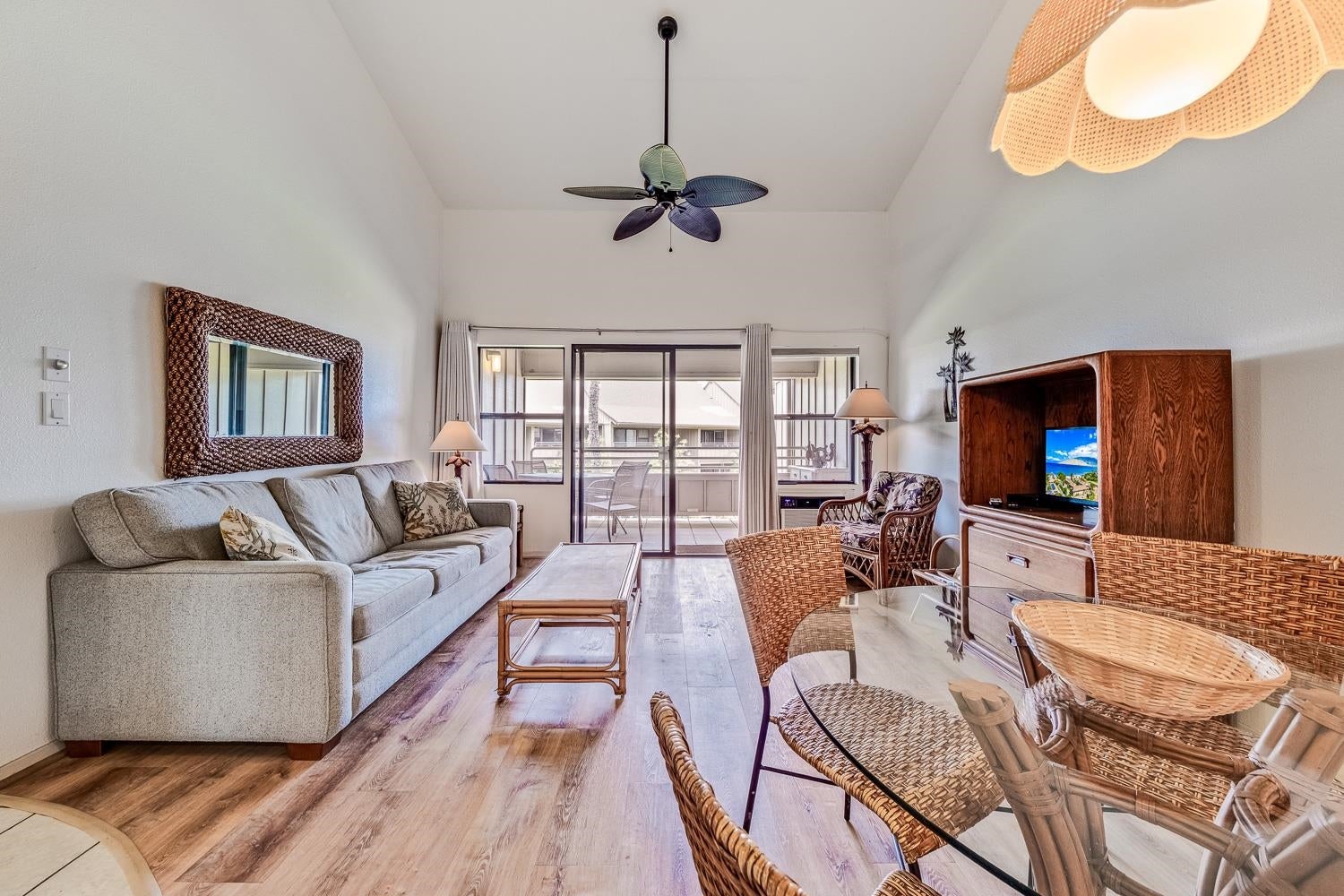 679 S Kihei Rd D208