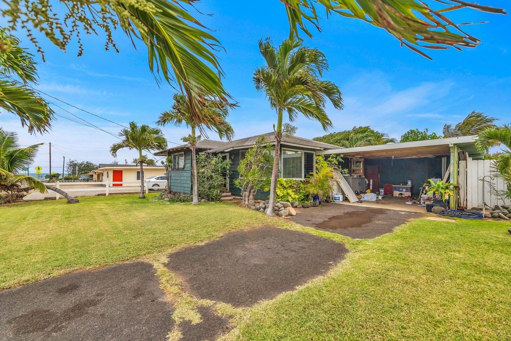 Photo of 406 Kanaloa Ave, Kahului, HI 96793 (MLS # 407547)