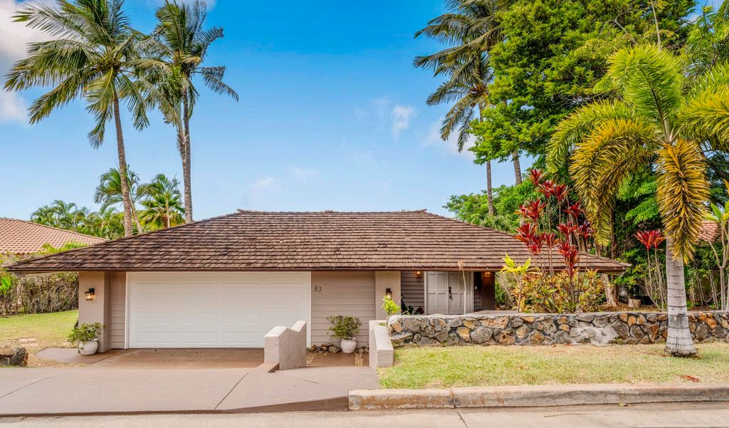 Photo of 53 Waikai St, Kihei, HI 96753 (MLS # 407427)